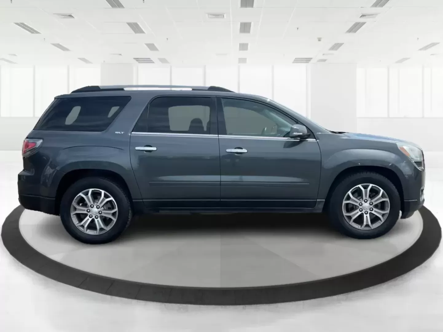 2013 GMC Acadia SLT-1 (1GKKVRKD3DJ) with an 3.6L V-6 gasoline direct injection engine, located at 4508 South Dixie Dr, Moraine, OH, 45439, (937) 908-9800, 39.689976, -84.218452 - Photo#1