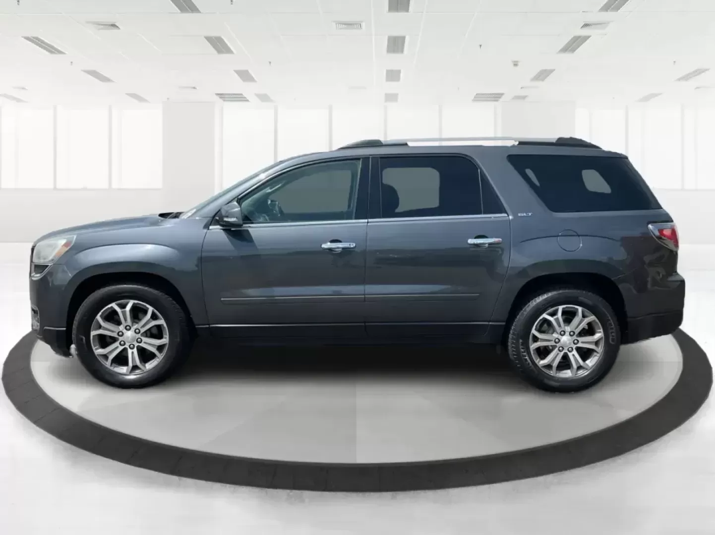 2013 GMC Acadia SLT-1 (1GKKVRKD3DJ) with an 3.6L V-6 gasoline direct injection engine, located at 4508 South Dixie Dr, Moraine, OH, 45439, (937) 908-9800, 39.689976, -84.218452 - Photo#5