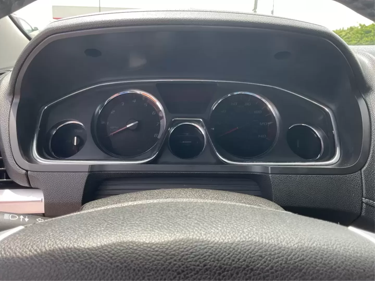 2013 GMC Acadia SLT-1 (1GKKVRKD3DJ) with an 3.6L V-6 gasoline direct injection engine, located at 4508 South Dixie Dr, Moraine, OH, 45439, (937) 908-9800, 39.689976, -84.218452 - Photo#14