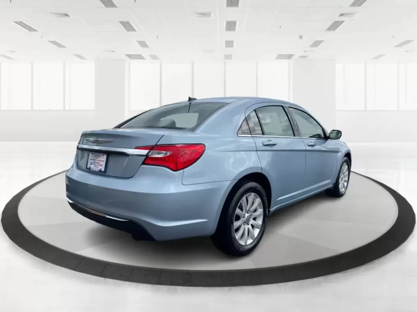 2013 Chrysler 200 Touring (1C3CCBBB1DN) with an Other engine, located at 880 E. National Road, Vandalia, OH, 45377, (937) 908-9800, 39.891918, -84.183594 - 2013 Chrysler 200 Touring - Photo#2