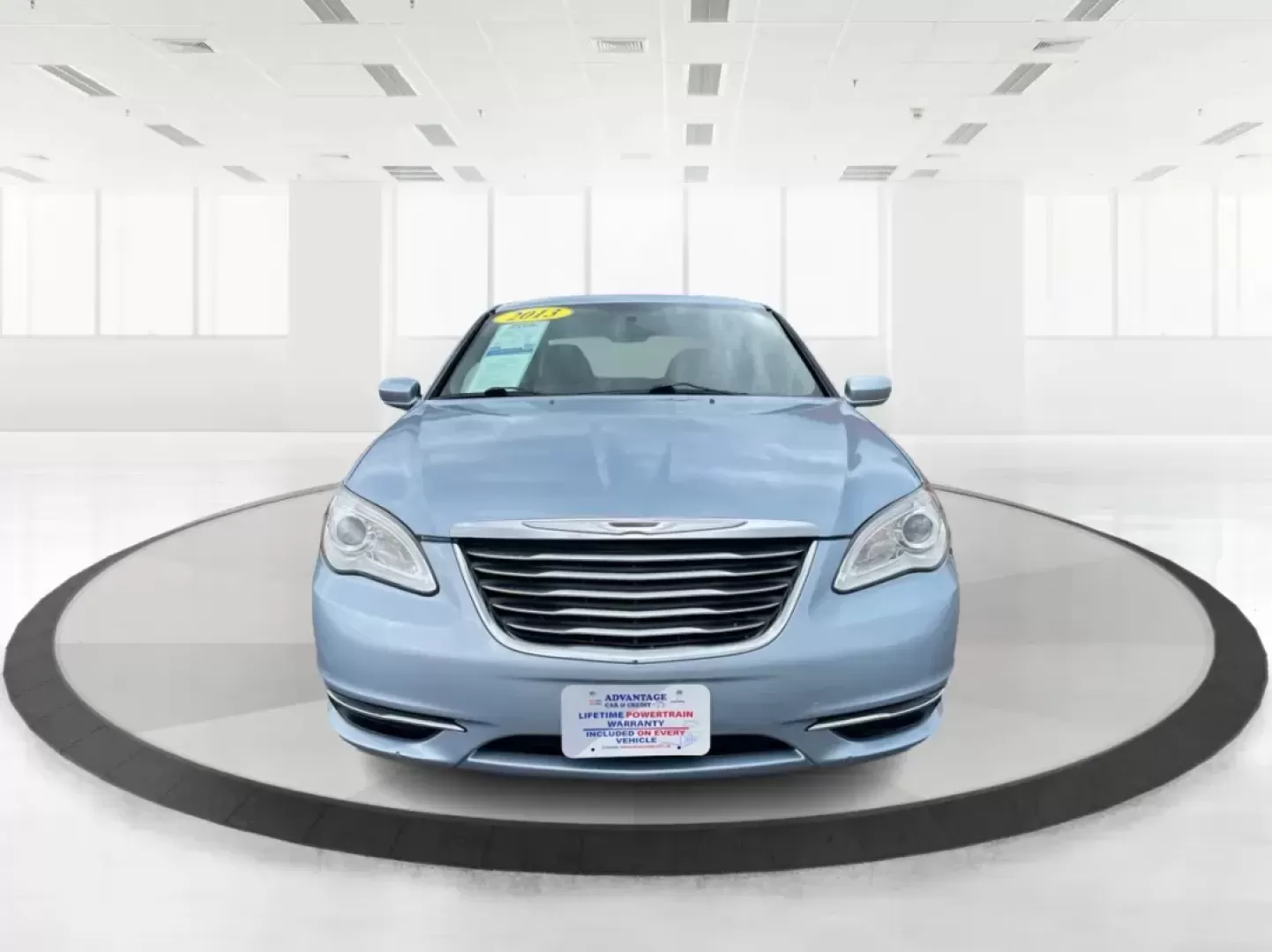 2013 Chrysler 200 Touring (1C3CCBBB1DN) with an Other engine, located at 880 E. National Road, Vandalia, OH, 45377, (937) 908-9800, 39.891918, -84.183594 - 2013 Chrysler 200 Touring - Photo#6
