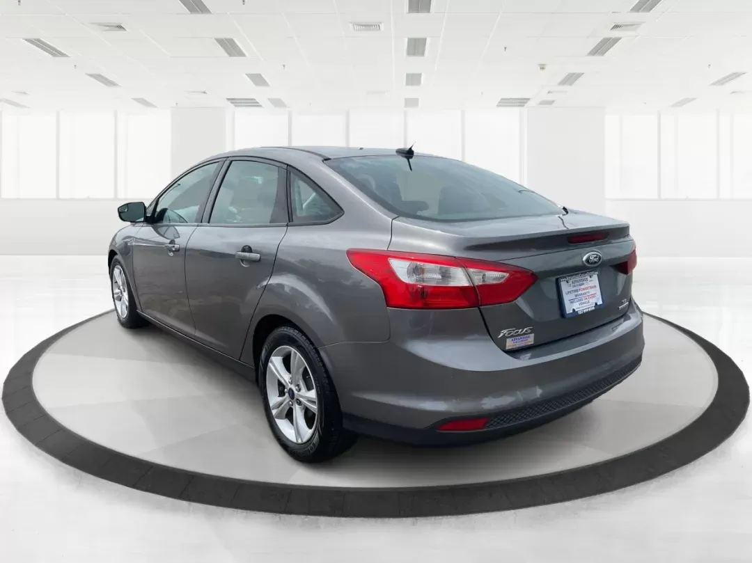 2014 Ford Focus SE (1FADP3F21EL) with an 2L I-4 gasoline direct injection engine, located at 1099 N County Rd 25A , Troy, OH, 45373, (937) 908-9800, 40.057079, -84.212883 - 2014 Ford Focus SE - Photo#4