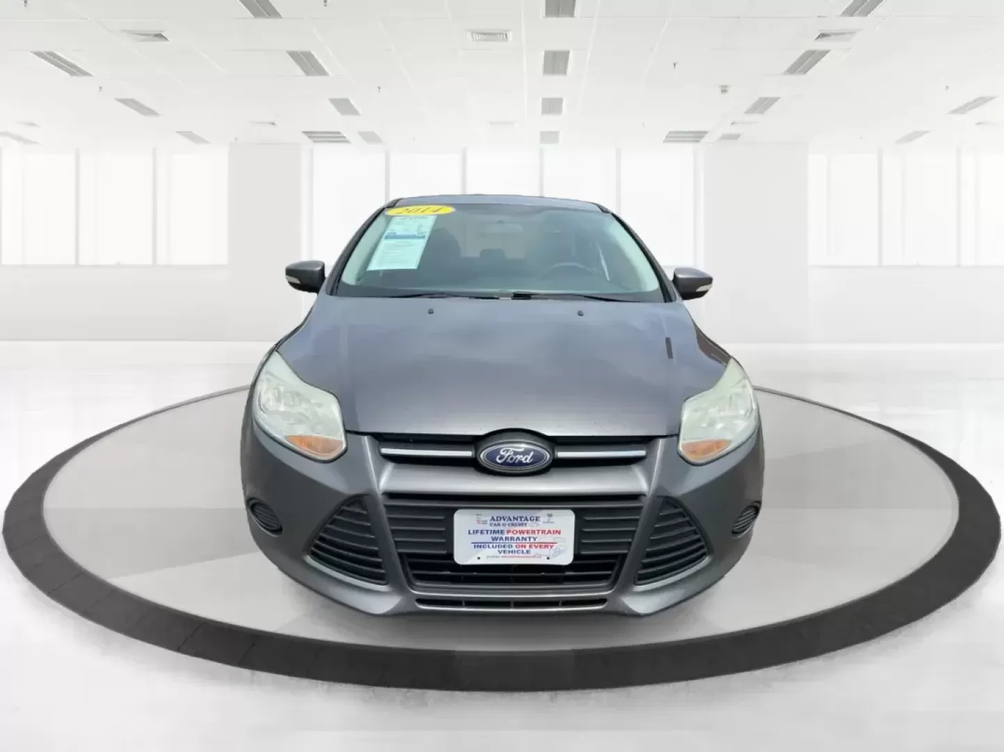 2014 Ford Focus SE (1FADP3F21EL) with an 2L I-4 gasoline direct injection engine, located at 1099 N County Rd 25A, Troy, OH, 45373, (937) 908-9800, 40.057079, -84.212883 - 2014 Ford Focus SE - Photo#6