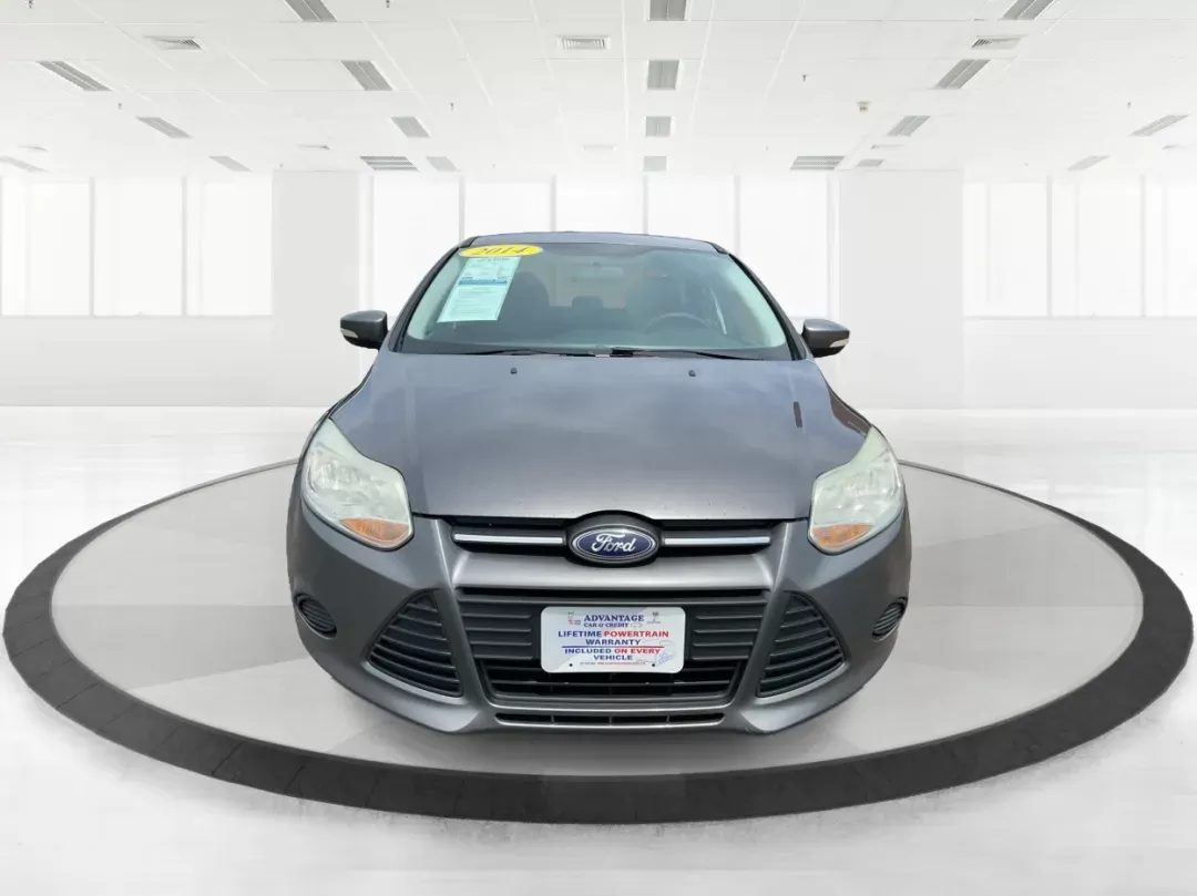 2014 Ford Focus SE (1FADP3F21EL) with an 2L I-4 gasoline direct injection engine, located at 1099 N County Rd 25A , Troy, OH, 45373, (937) 908-9800, 40.057079, -84.212883 - 2014 Ford Focus SE - Photo#6