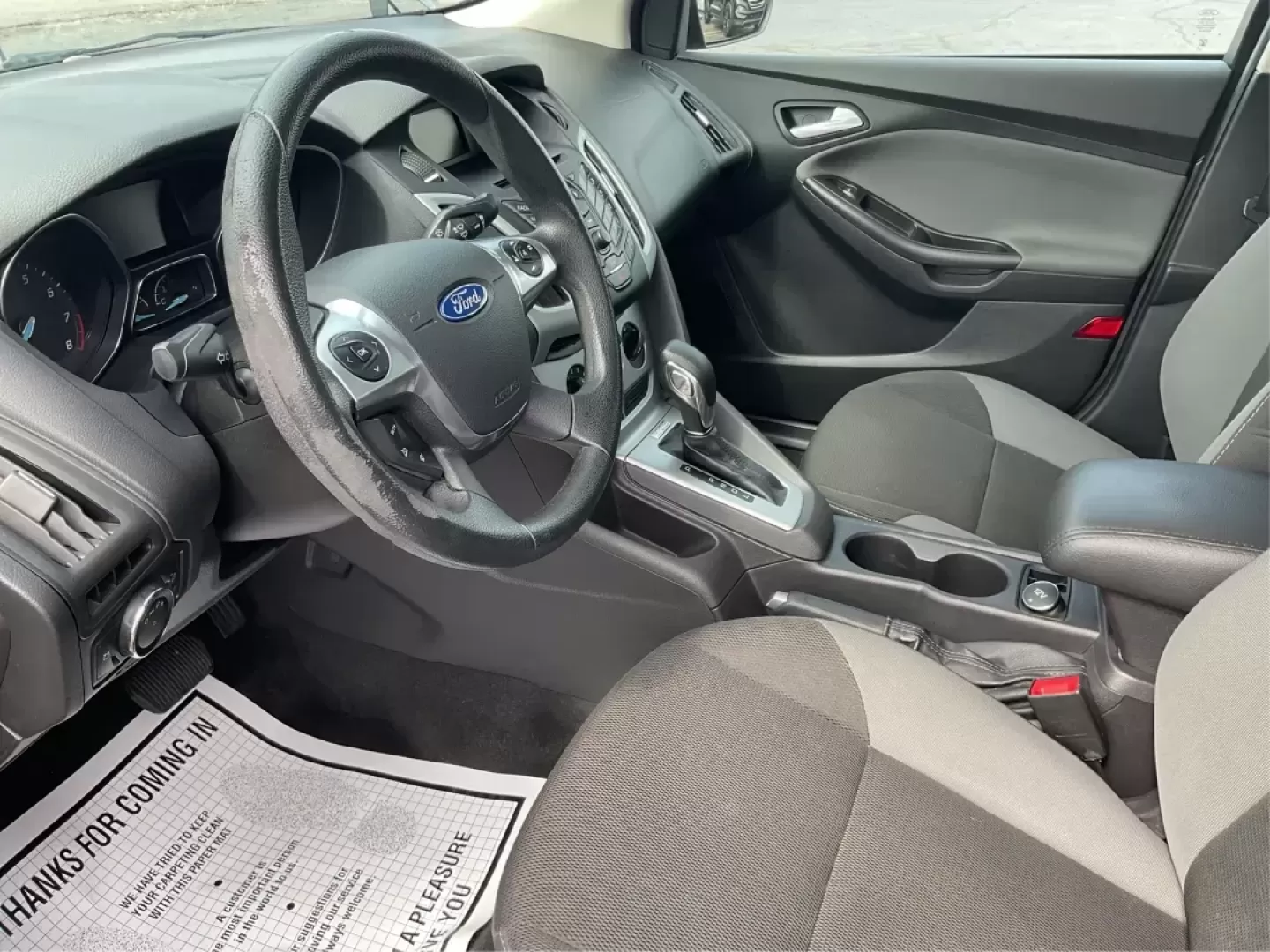 2014 Ford Focus SE (1FADP3F21EL) with an 2L I-4 gasoline direct injection engine, located at 1099 N County Rd 25A, Troy, OH, 45373, (937) 908-9800, 40.057079, -84.212883 - 2014 Ford Focus SE - Photo#8