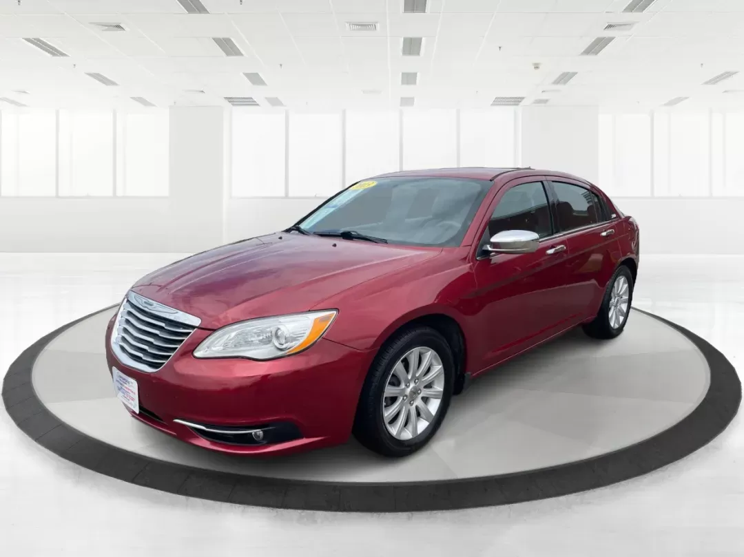 2013 Chrysler 200 Limited (1C3CCBCG7DN) with an Other engine, located at 1099 N County Rd 25A , Troy, OH, 45373, (937) 908-9800, 40.057079, -84.212883 - 2013 Chrysler 200 Limited - Photo#7