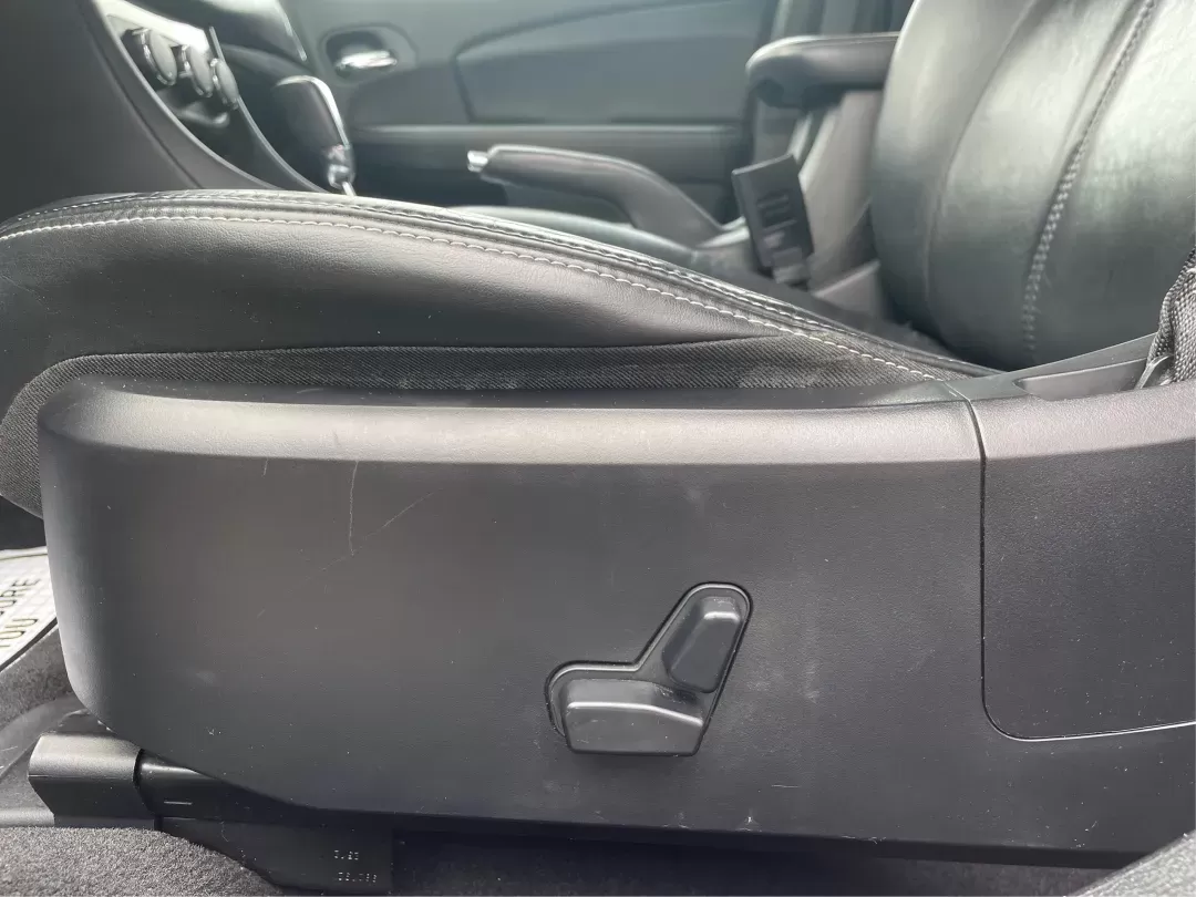 2013 Chrysler 200 Limited (1C3CCBCG7DN) with an Other engine, located at 1099 N County Rd 25A , Troy, OH, 45373, (937) 908-9800, 40.057079, -84.212883 - 2013 Chrysler 200 Limited - Photo#17