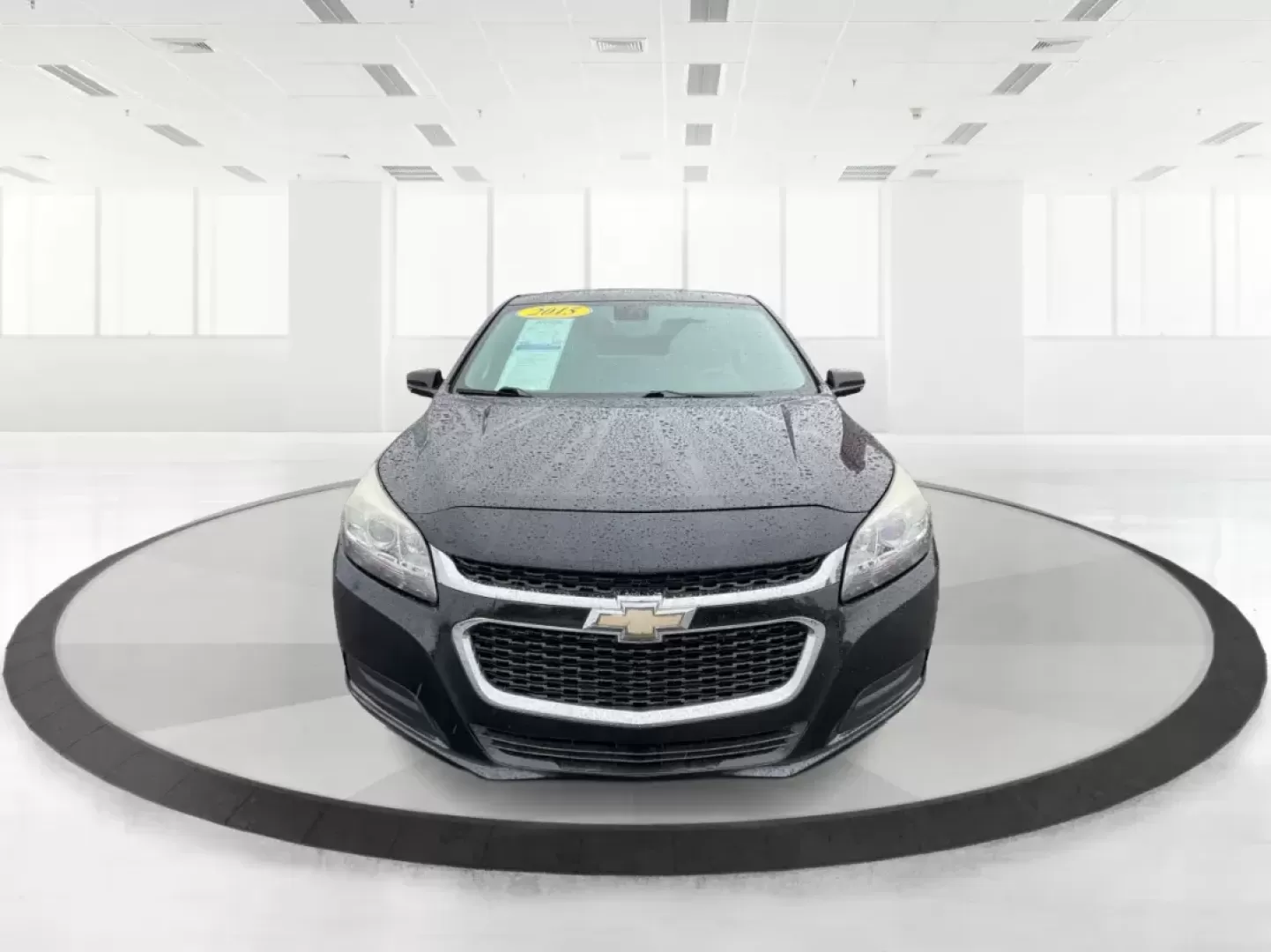 2015 Chevrolet Malibu 1LT (1G11C5SL0FF) with an ECOTEC 2.5L I-4 gasoline direct injection engine, located at 401 Woodman Dr, Riverside, OH, 45431, (937) 908-9800, 39.760899, -84.123421 - Photo#6