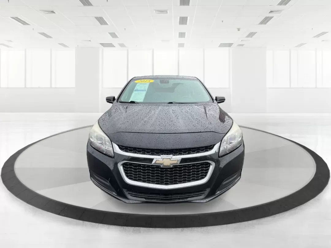 2015 Chevrolet Malibu 1LT (1G11C5SL0FF) with an ECOTEC 2.5L I-4 gasoline direct injection engine, located at 401 Woodman Dr, Riverside, OH, 45431, (937) 908-9800, 39.760899, -84.123421 - 2015 Chevrolet Malibu 1LT - Photo#6