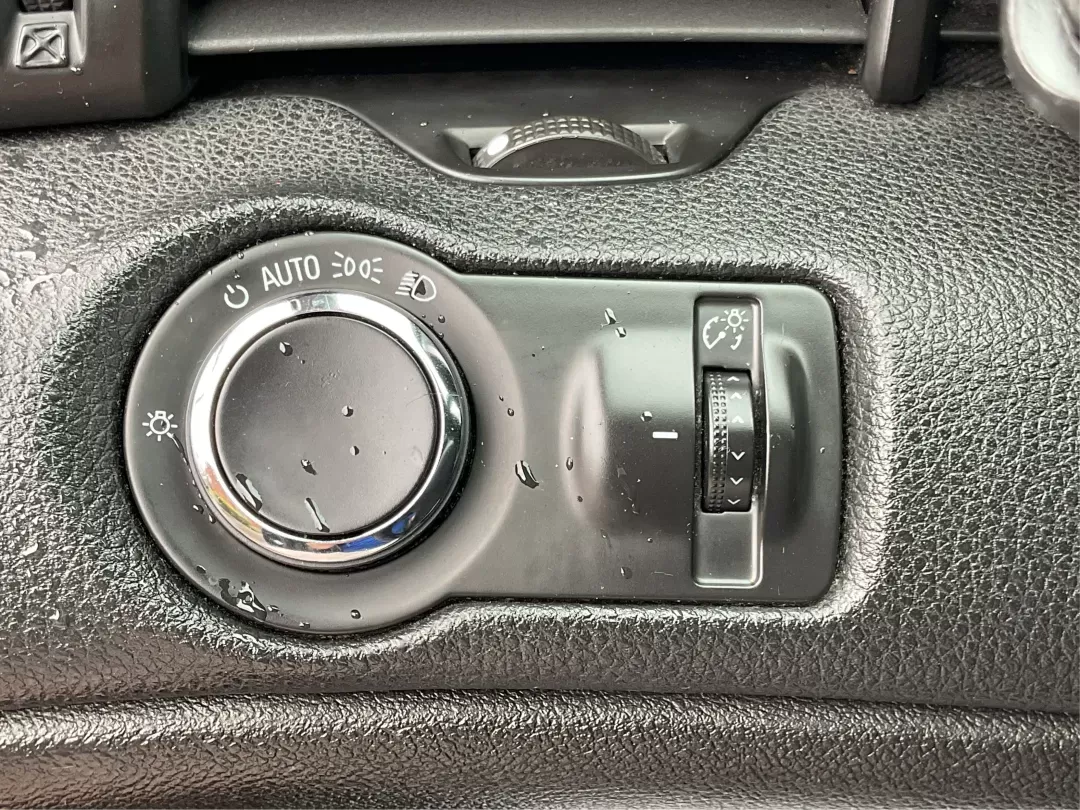 2015 Chevrolet Malibu 1LT (1G11C5SL0FF) with an ECOTEC 2.5L I-4 gasoline direct injection engine, located at 401 Woodman Dr, Riverside, OH, 45431, (937) 908-9800, 39.760899, -84.123421 - 2015 Chevrolet Malibu 1LT - Photo#16