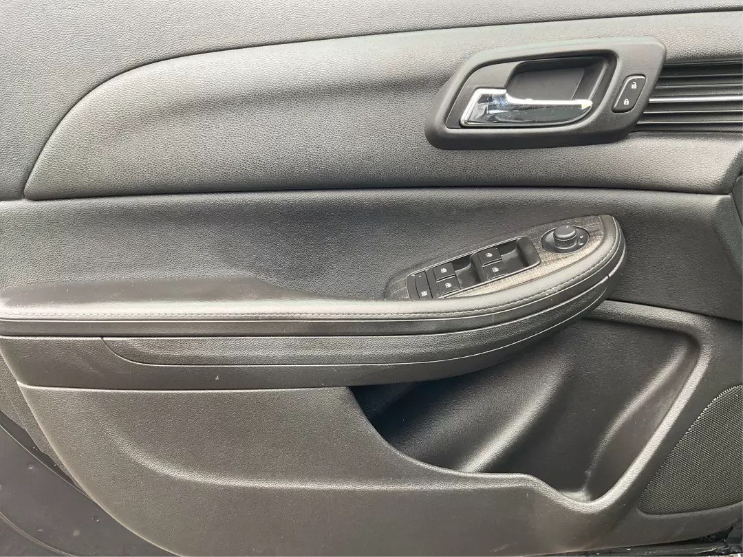 2015 Chevrolet Malibu 1LT (1G11C5SL0FF) with an ECOTEC 2.5L I-4 gasoline direct injection engine, located at 401 Woodman Dr, Riverside, OH, 45431, (937) 908-9800, 39.760899, -84.123421 - 2015 Chevrolet Malibu 1LT - Photo#17