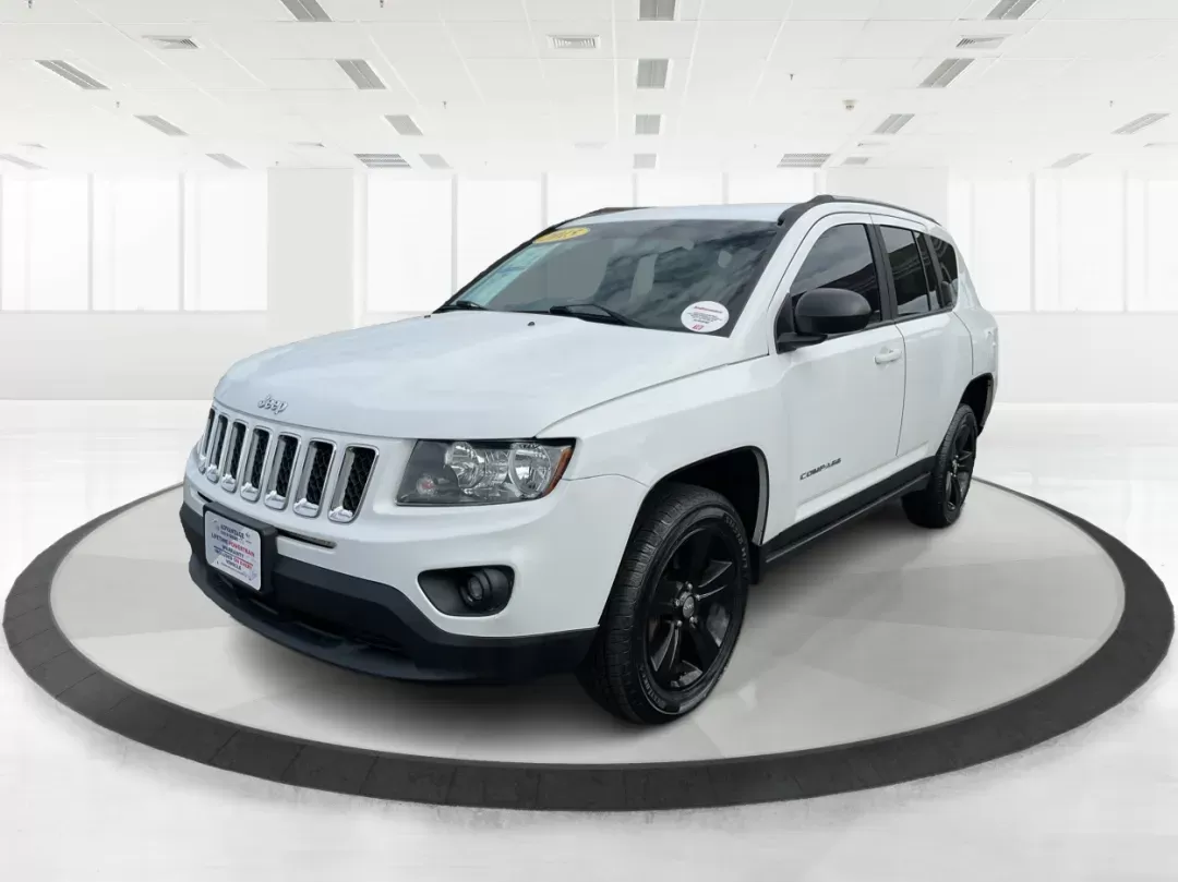 2015 Jeep Compass Sport (1C4NJDBB6FD) with an 2.4L I-4 DOHC engine, located at 1099 N County Rd 25A , Troy, OH, 45373, (937) 908-9800, 40.057079, -84.212883 - 2015 Jeep Compass Sport - Photo#7