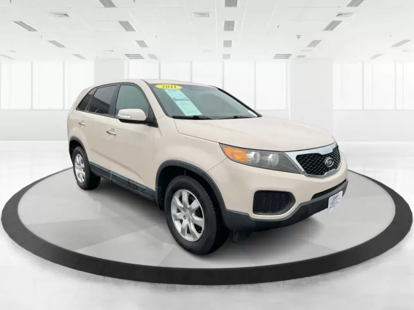 2011 Kia Sorento LX (5XYKT3A1XBG) with an 2.4L I-4 DOHC engine, located at 8750 N County Rd 25A, Piqua, OH, 45356, (937) 908-9800, 40.164391, -84.232513 - 2011 Kia Sorento LX - Photo#0