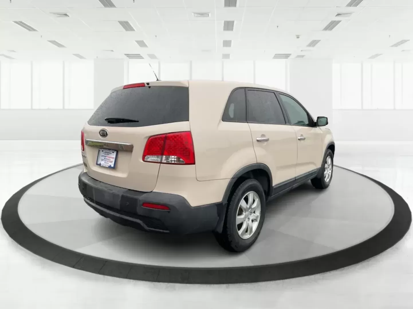 2011 Kia Sorento LX (5XYKT3A1XBG) with an 2.4L I-4 DOHC engine, located at 8750 N County Rd 25A, Piqua, OH, 45356, (937) 908-9800, 40.164391, -84.232513 - 2011 Kia Sorento LX - Photo#2