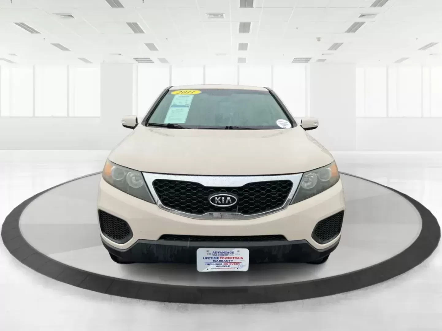 2011 Kia Sorento LX (5XYKT3A1XBG) with an 2.4L I-4 DOHC engine, located at 8750 N County Rd 25A, Piqua, OH, 45356, (937) 908-9800, 40.164391, -84.232513 - 2011 Kia Sorento LX - Photo#5