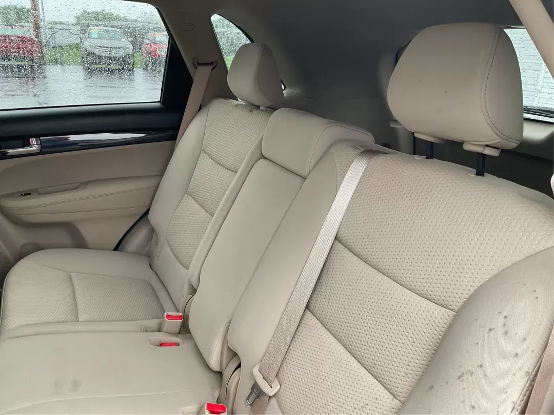 2011 Kia Sorento LX (5XYKT3A1XBG) with an 2.4L I-4 DOHC engine, located at 8750 N County Rd 25A, Piqua, OH, 45356, (937) 908-9800, 40.164391, -84.232513 - 2011 Kia Sorento LX - Photo#8