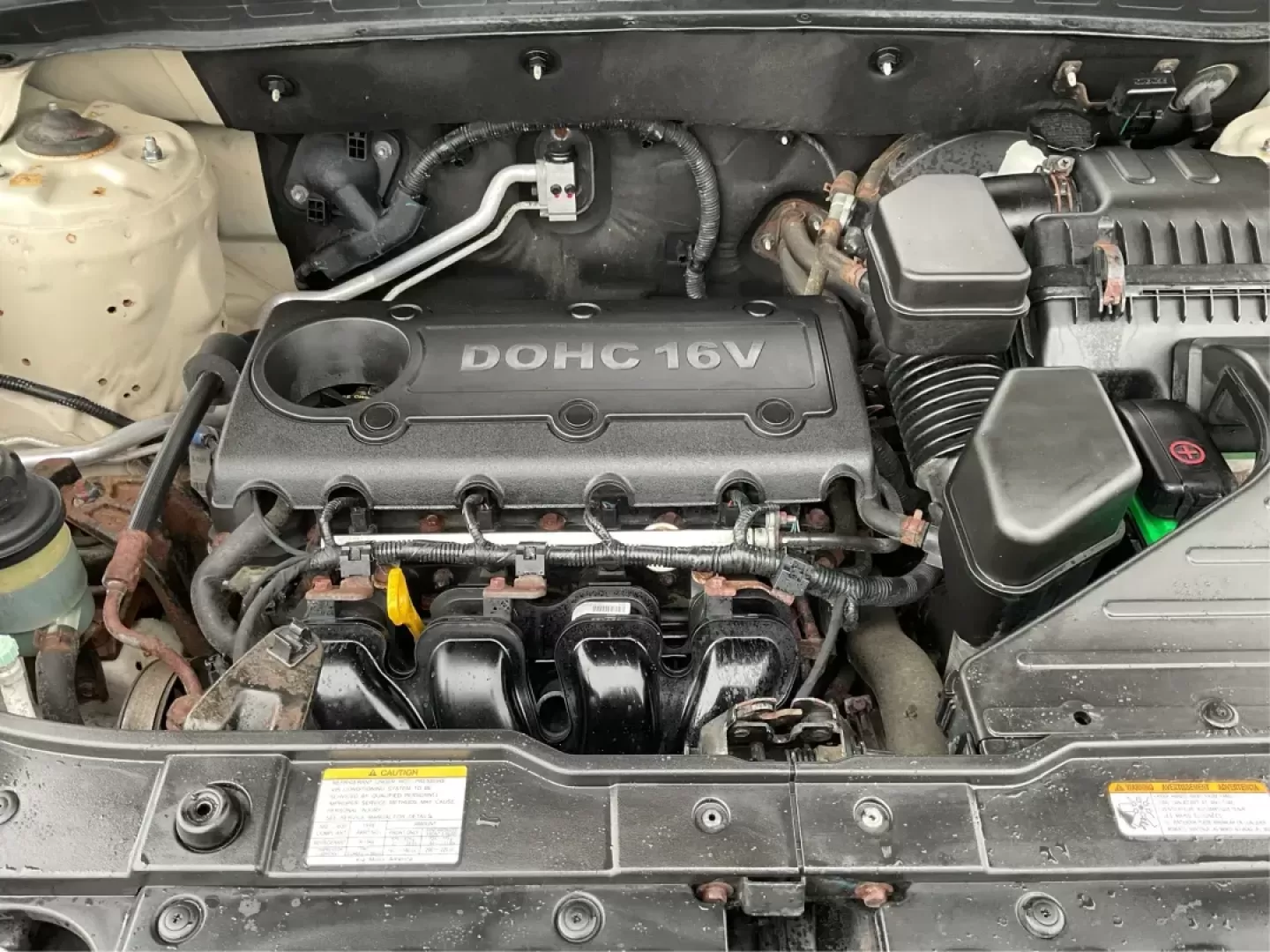2011 Kia Sorento LX (5XYKT3A1XBG) with an 2.4L I-4 DOHC engine, located at 8750 N County Rd 25A, Piqua, OH, 45356, (937) 908-9800, 40.164391, -84.232513 - 2011 Kia Sorento LX - Photo#9