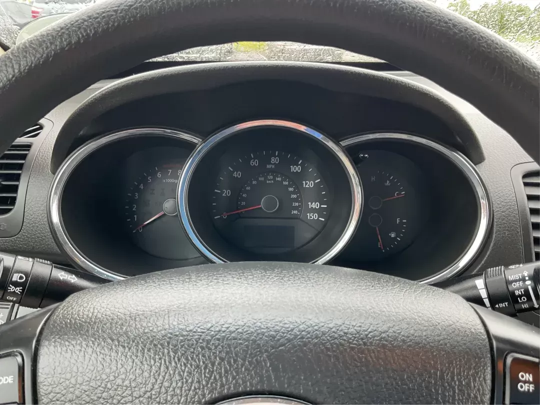 2011 Kia Sorento LX (5XYKT3A1XBG) with an 2.4L I-4 DOHC engine, located at 8750 N County Rd 25A, Piqua, OH, 45356, (937) 908-9800, 40.164391, -84.232513 - 2011 Kia Sorento LX - Photo#13
