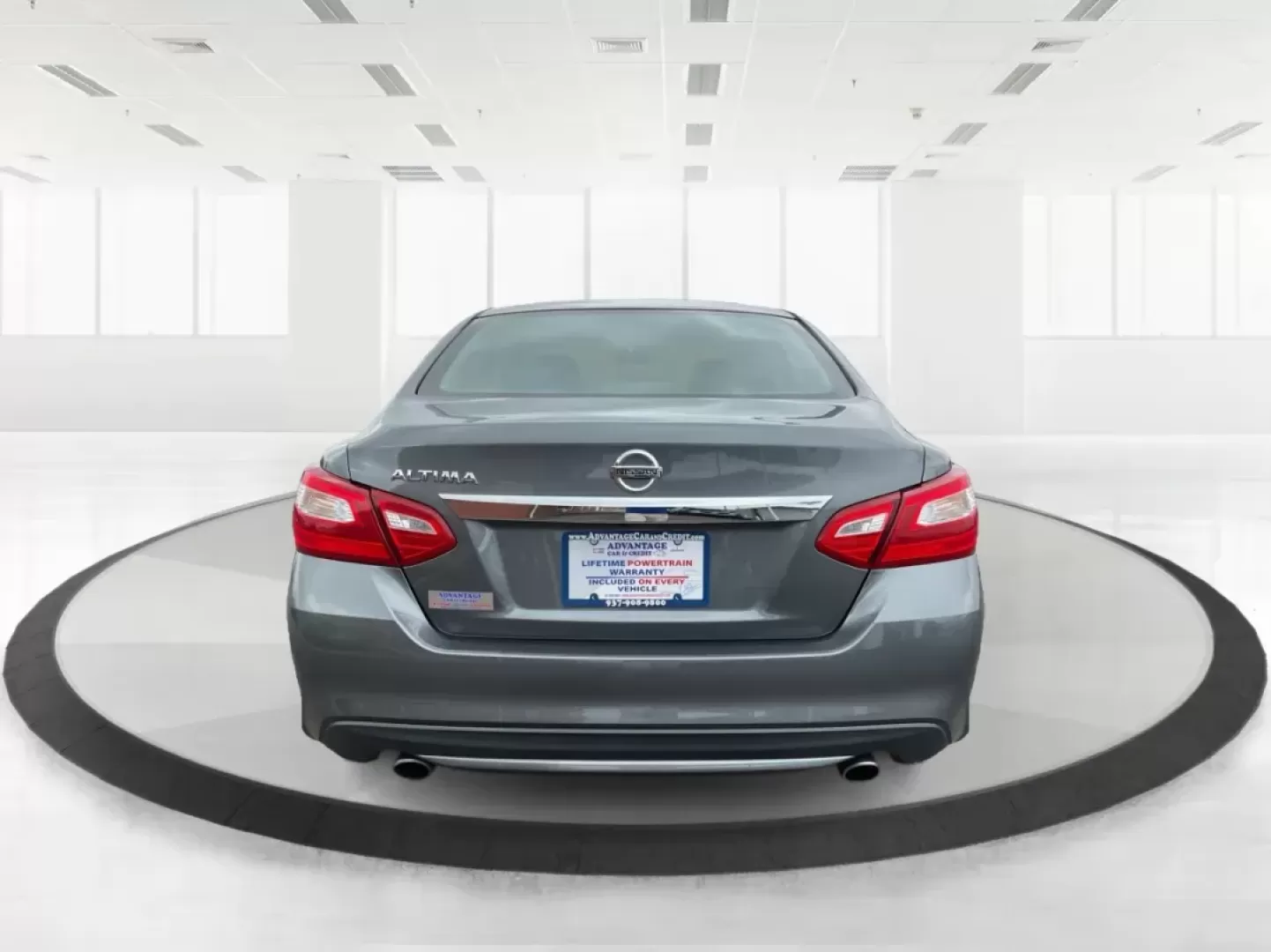2017 Nissan Altima 2.5 S (1N4AL3APXHC) with an 2.5L I-4 DOHC engine, located at 401 Woodman Dr, Riverside, OH, 45431, (937) 908-9800, 39.760899, -84.123421 - 2017 Nissan Altima 2.5 S - Photo#3