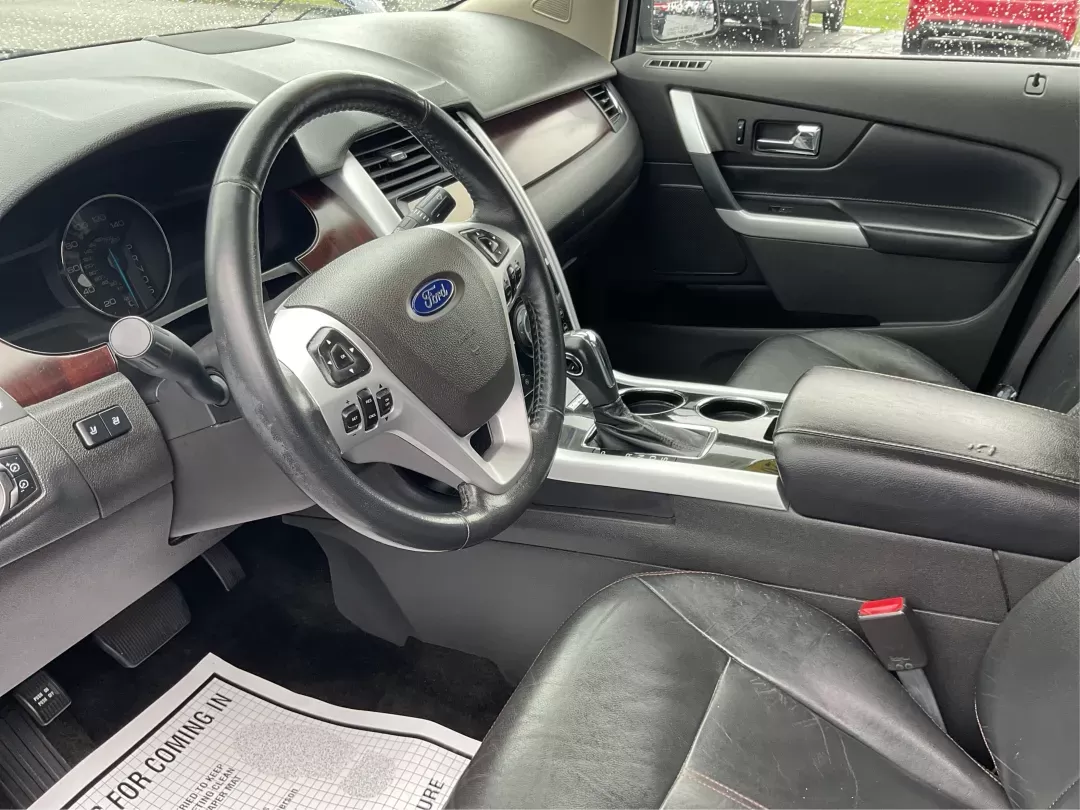 2013 Ford Edge Limited (2FMDK4KC6DB) with an 3.5L V-6 DOHC engine, located at 1184 Kauffman Ave, Fairborn, OH, 45324, (937) 908-9800, 39.807072, -84.030914 - 2013 Ford Edge Limited - Photo#8