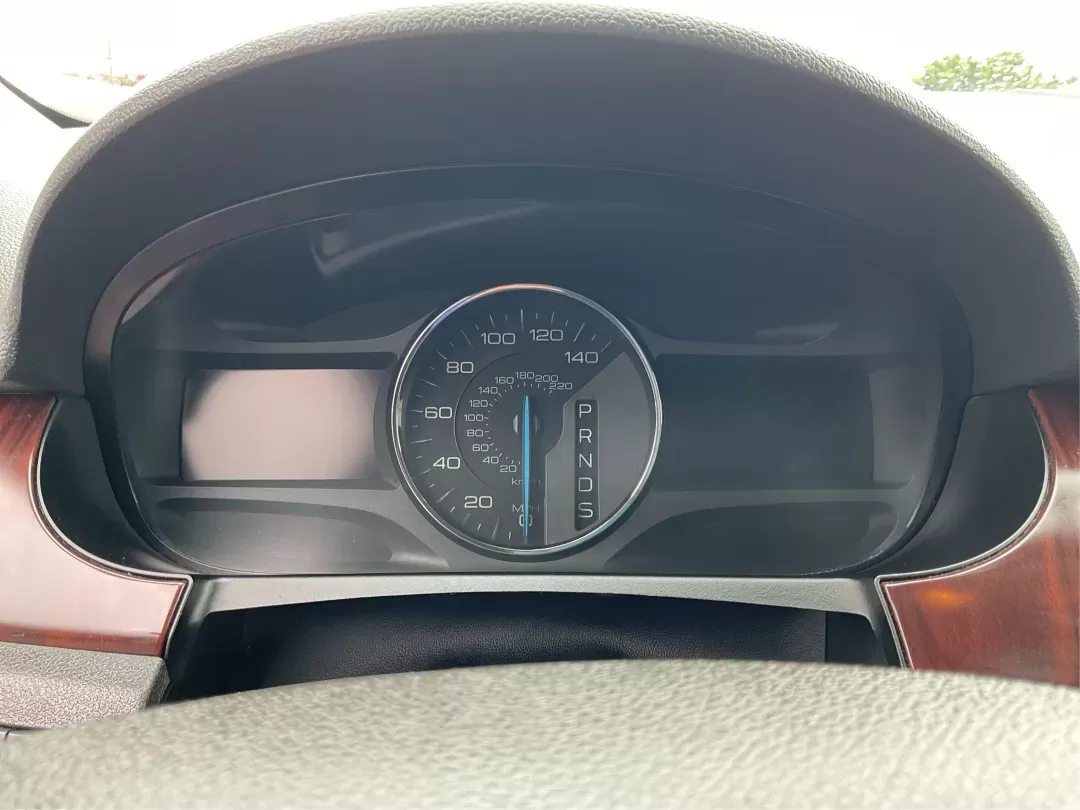 2013 Ford Edge Limited (2FMDK4KC6DB) with an 3.5L V-6 DOHC engine, located at 1184 Kauffman Ave, Fairborn, OH, 45324, (937) 908-9800, 39.807072, -84.030914 - 2013 Ford Edge Limited - Photo#14
