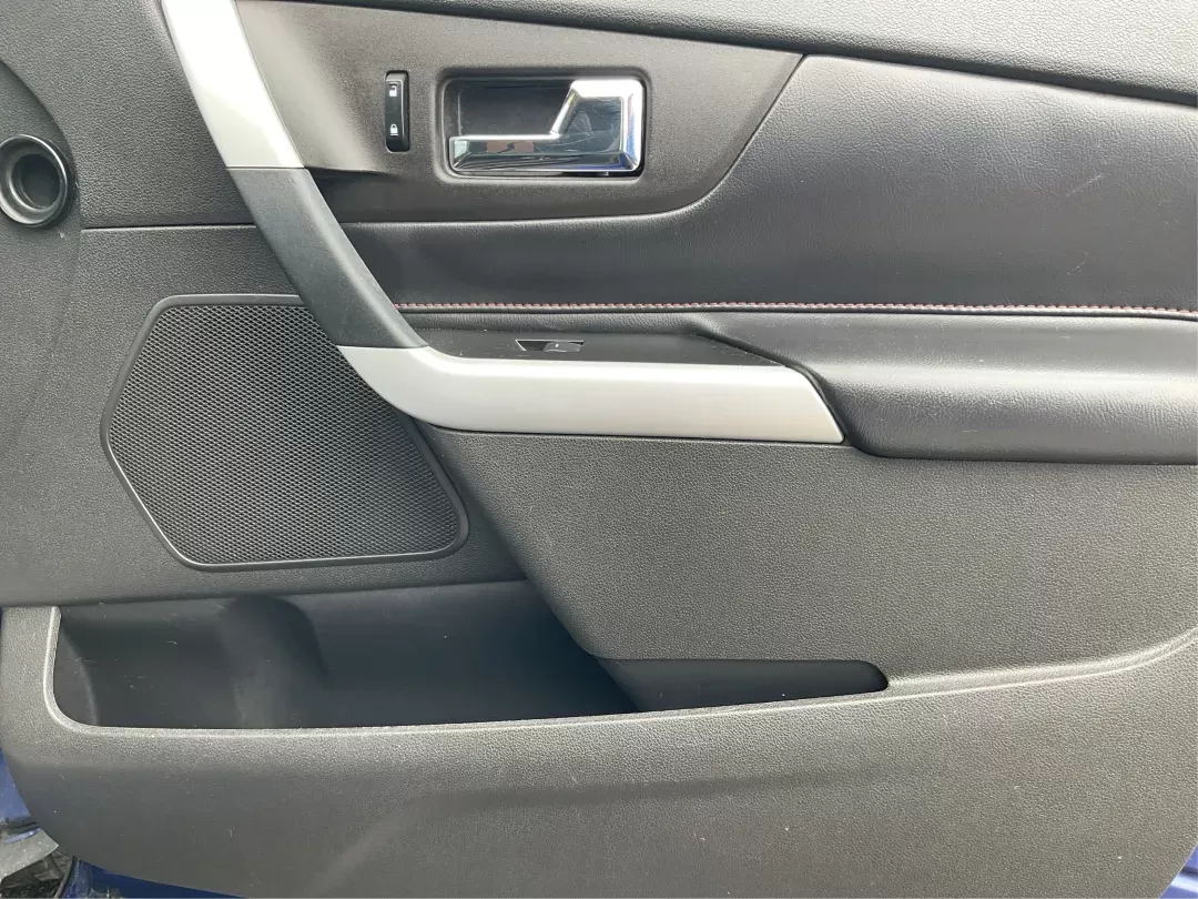 2013 Ford Edge Limited (2FMDK4KC6DB) with an 3.5L V-6 DOHC engine, located at 1184 Kauffman Ave, Fairborn, OH, 45324, (937) 908-9800, 39.807072, -84.030914 - 2013 Ford Edge Limited - Photo#19