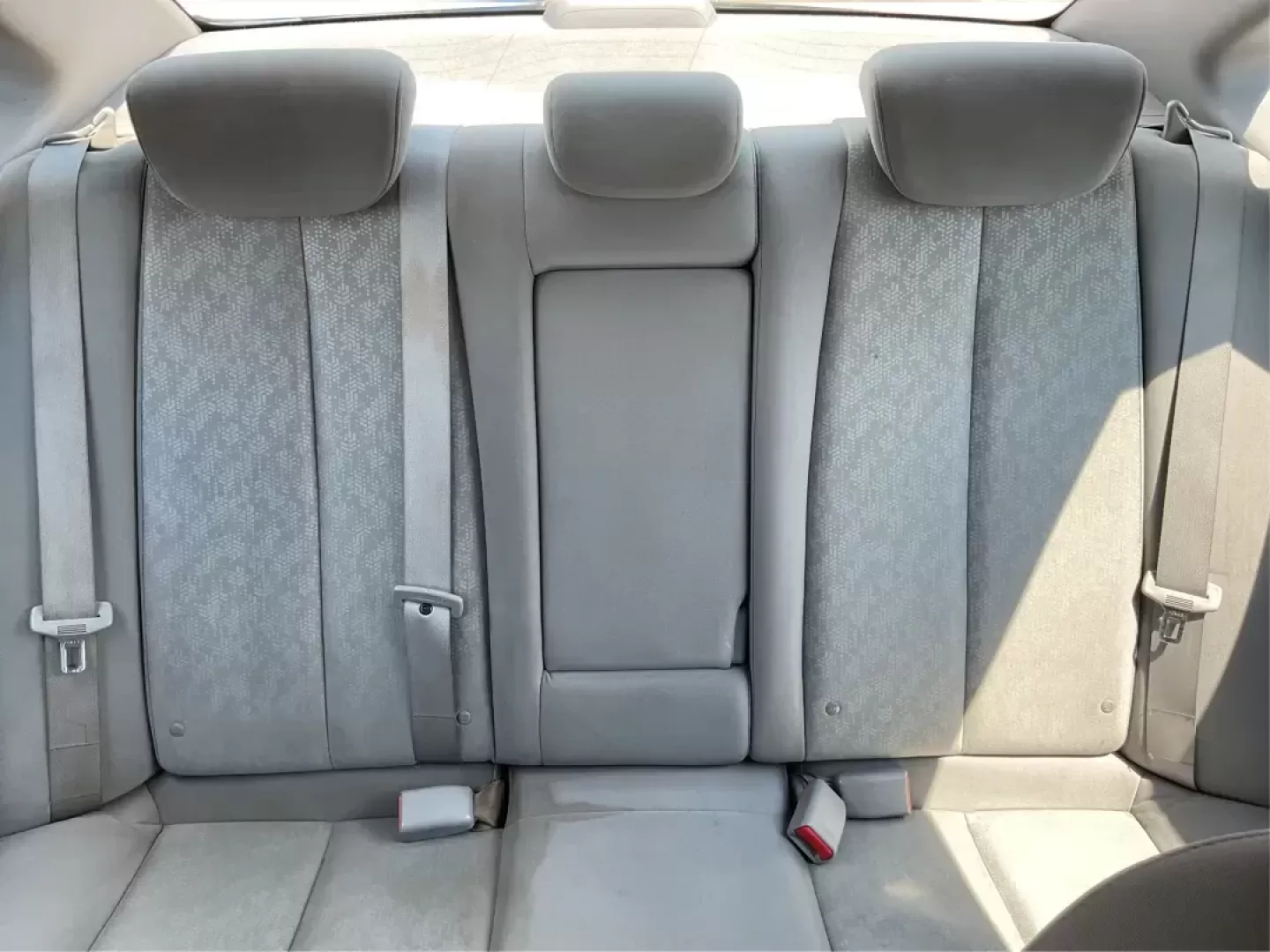 2010 Hyundai Elantra GLS (KMHDU4AD8AU) with an 2L I-4 DOHC engine, located at 1951 S Dayton Lakeview Rd., New Carlisle, OH, 45344, (937) 908-9800, 39.890999, -84.050255 - Photo#14