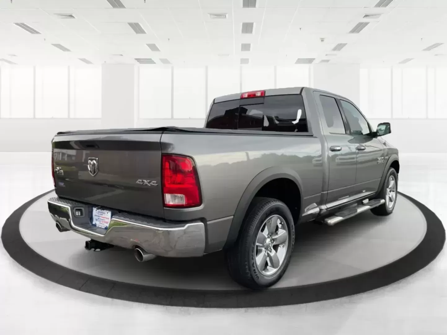 2013 Ram 1500 Big Horn (1C6RR7GT4DS) with an HEMI 5.7L V-8 variable valve control engine, located at 1951 S Dayton Lakeview Rd., New Carlisle, OH, 45344, (937) 908-9800, 39.890999, -84.050255 - 2013 Ram 1500 Big Horn - Photo#2