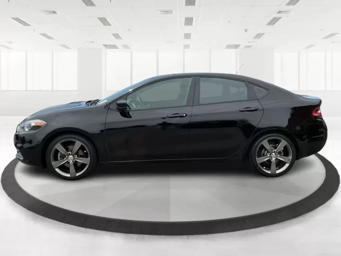 2016 Dodge Dart GT (1C3CDFEB4GD) with an Tigershark MultiAir 2.4L I-4 variable valve contro engine, located at 1184 Kauffman Ave, Fairborn, OH, 45324, (937) 908-9800, 39.807072, -84.030914 - 2016 Dodge Dart GT - Photo#5