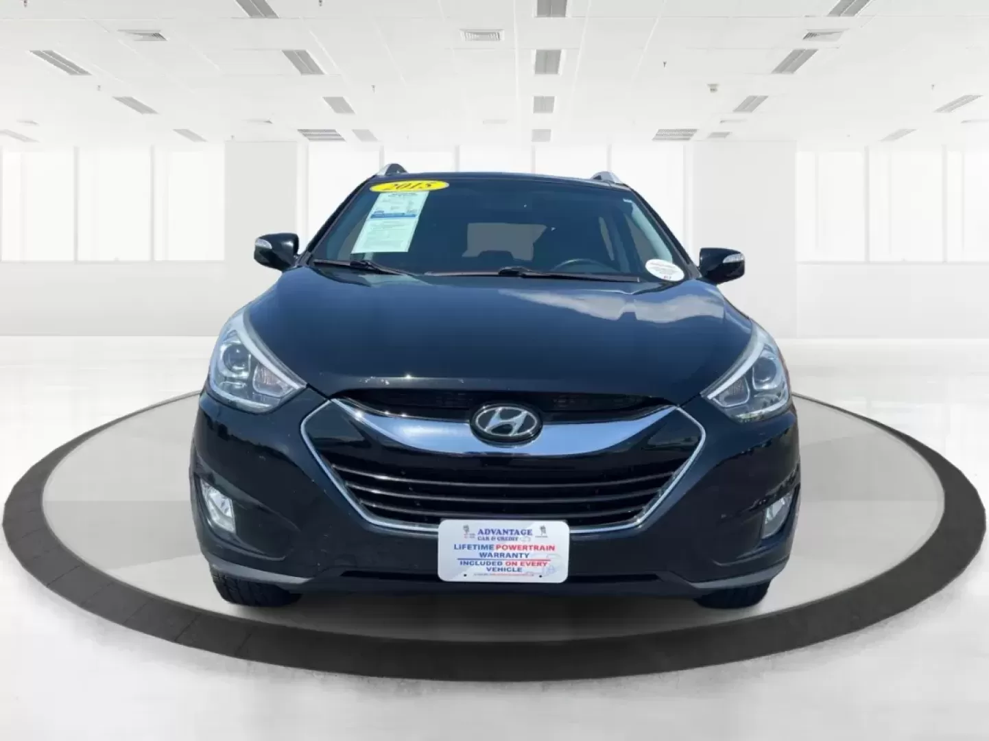2015 Hyundai Tucson Limited (KM8JUCAG0FU) with an Theta II 2.4L I-4 gasoline direct injection engine, located at 401 Woodman Dr, Riverside, OH, 45431, (937) 908-9800, 39.760899, -84.123421 - 2015 Hyundai Tucson Limited - Photo#6