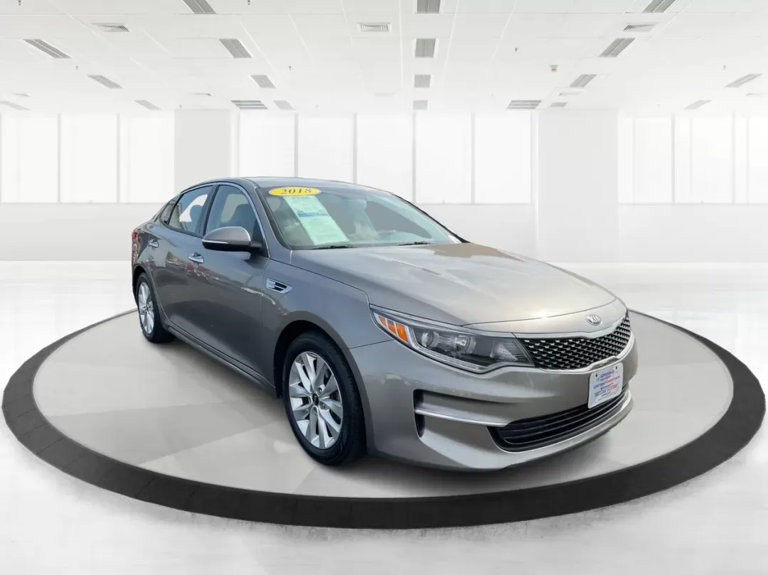 2018 Kia Optima EX (5XXGU4L36JG) with an Theta II 2.4L I-4 gasoline direct injection engine, located at 880 E. National Road, Vandalia, OH, 45377, (937) 908-9800, 39.891918, -84.183594 - 2018 Kia Optima EX - Photo#0