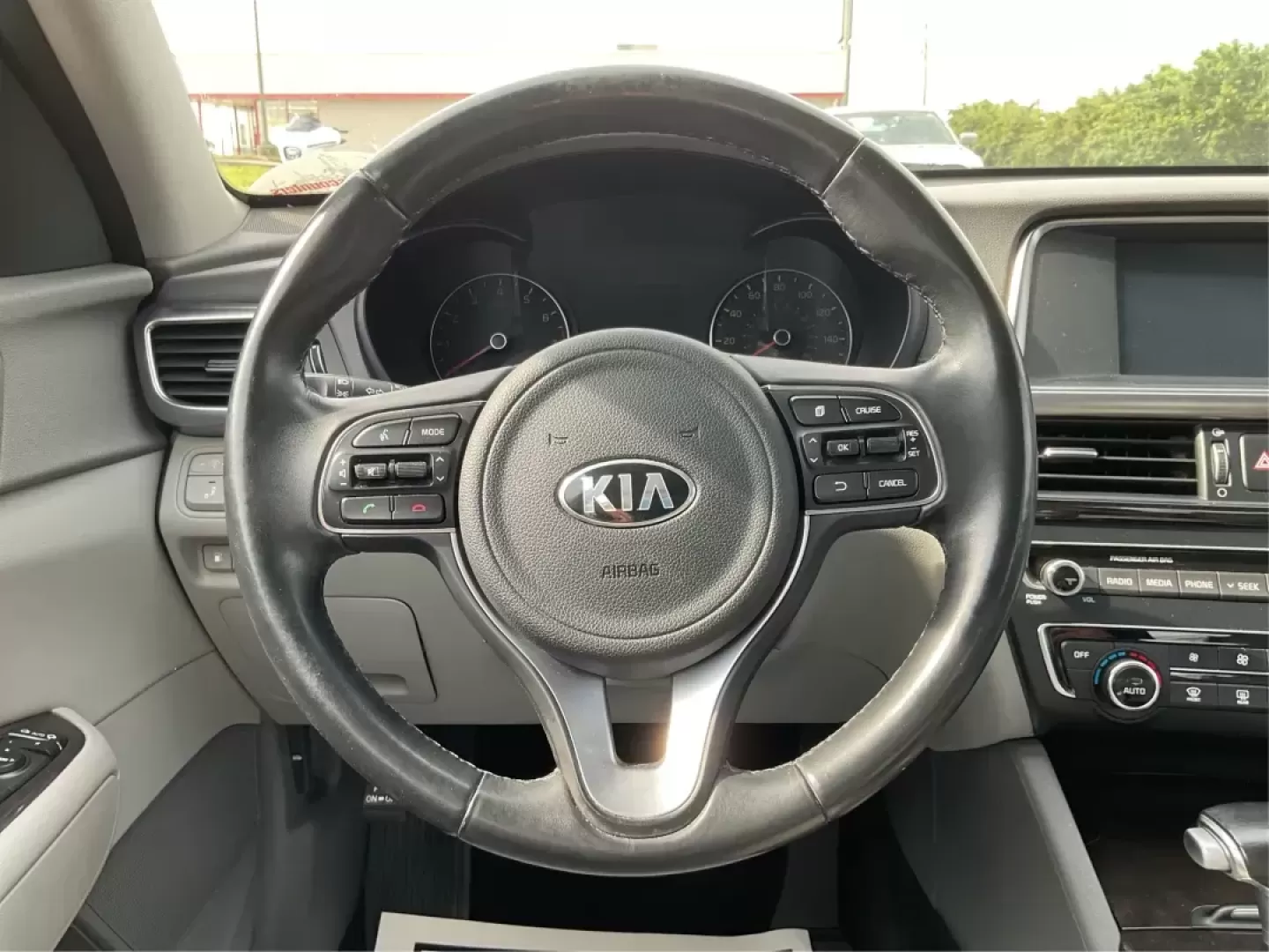 2018 Kia Optima EX (5XXGU4L36JG) with an Theta II 2.4L I-4 gasoline direct injection engine, located at 880 E. National Road, Vandalia, OH, 45377, (937) 908-9800, 39.891918, -84.183594 - Photo#14