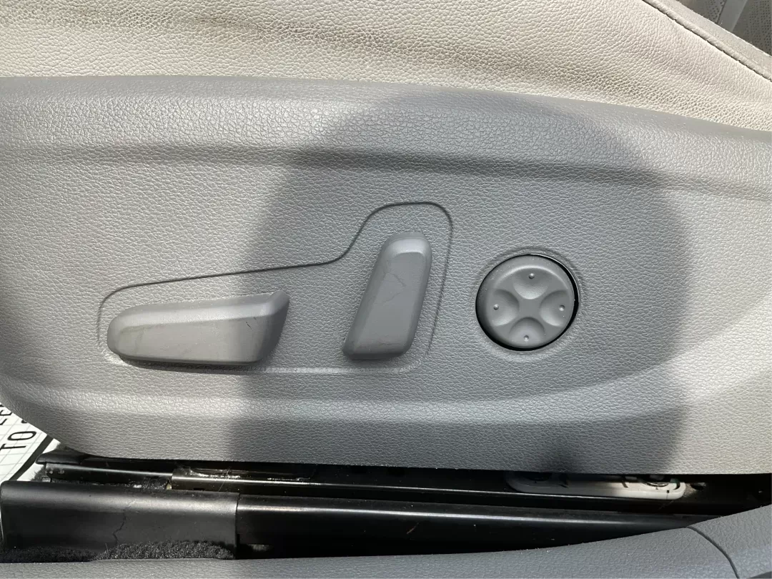 2018 Kia Optima EX (5XXGU4L36JG) with an Theta II 2.4L I-4 gasoline direct injection engine, located at 880 E. National Road, Vandalia, OH, 45377, (937) 908-9800, 39.891918, -84.183594 - 2018 Kia Optima EX - Photo#15