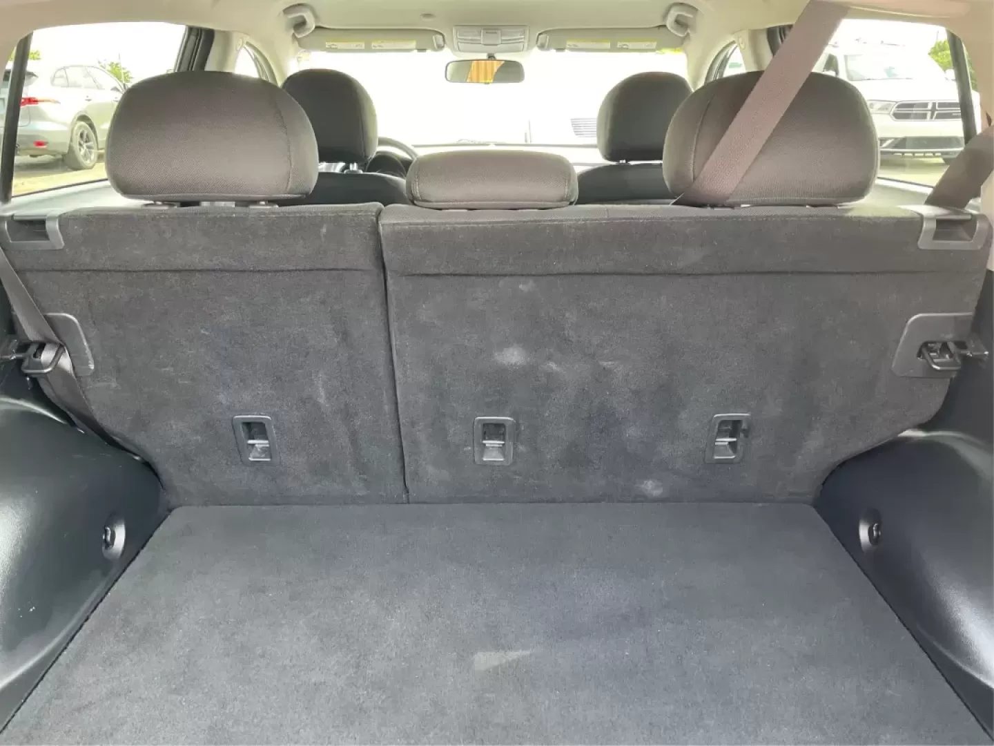 2015 Kia Sportage LX (KNDPB3AC8F7) with an Other engine, located at 8750 N County Rd 25A, Piqua, OH, 45356, (937) 908-9800, 40.164391, -84.232513 - 2015 Kia Sportage LX - Photo#4
