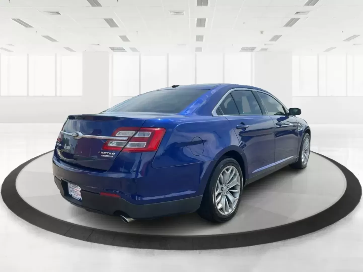 2013 Ford Taurus Limited (1FAHP2F80DG) with an 3.5L V-6 DOHC engine, located at 1184 Kauffman Ave, Fairborn, OH, 45324, (937) 908-9800, 39.807072, -84.030914 - 2013 Ford Taurus Limited - Photo#1