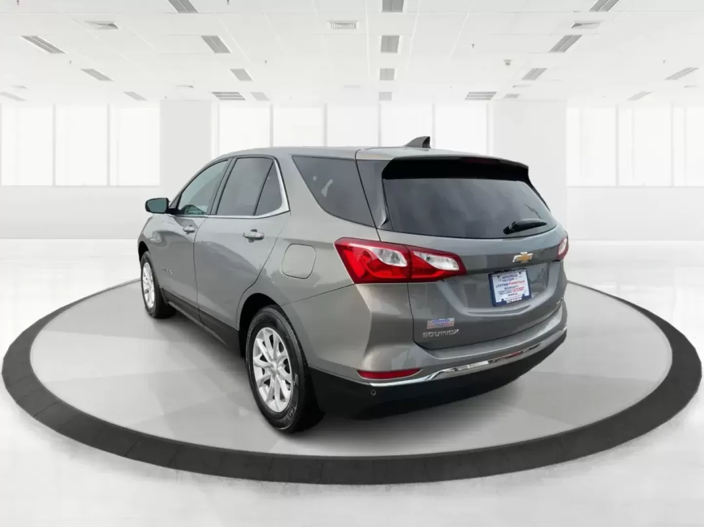 2018 Chevrolet Equinox LT (3GNAXSEV5JS) with an 1.5L I-4 gasoline direct injection engine, located at 8750 N County Rd 25A, Piqua, OH, 45356, (937) 908-9800, 40.164391, -84.232513 - Photo#4