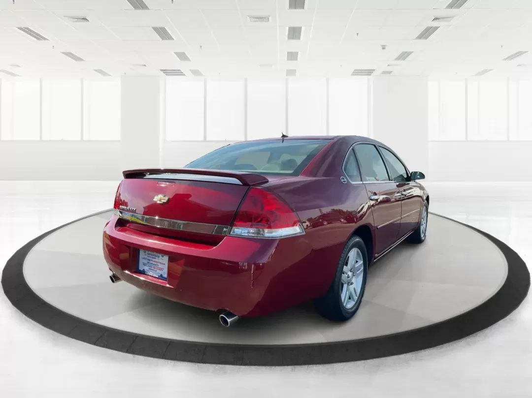 2007 Chevrolet Impala LTZ (2G1WU58R179) with an 3.9L V-6 variable valve control engine, located at 4508 South Dixie Dr, Moraine, OH, 45439, (937) 908-9800, 39.689976, -84.218452 - 2007 Chevrolet Impala LTZ - Photo#2
