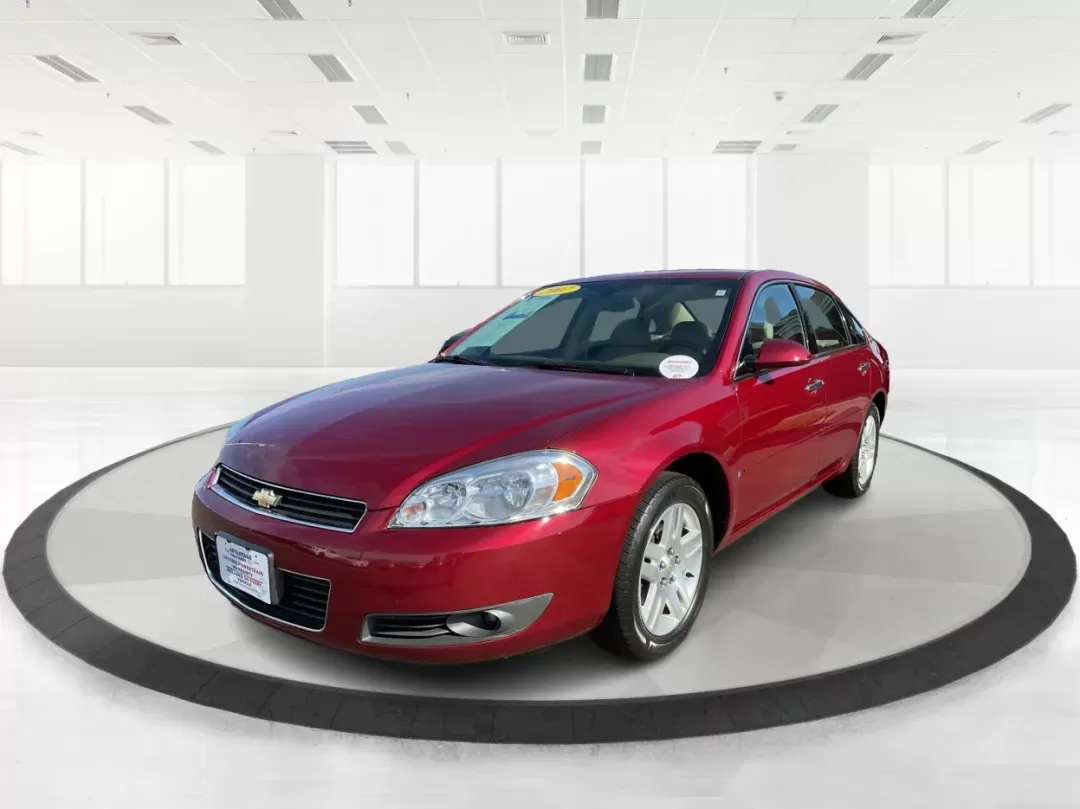 2007 Chevrolet Impala LTZ (2G1WU58R179) with an 3.9L V-6 variable valve control engine, located at 4508 South Dixie Dr, Moraine, OH, 45439, (937) 908-9800, 39.689976, -84.218452 - 2007 Chevrolet Impala LTZ - Photo#7