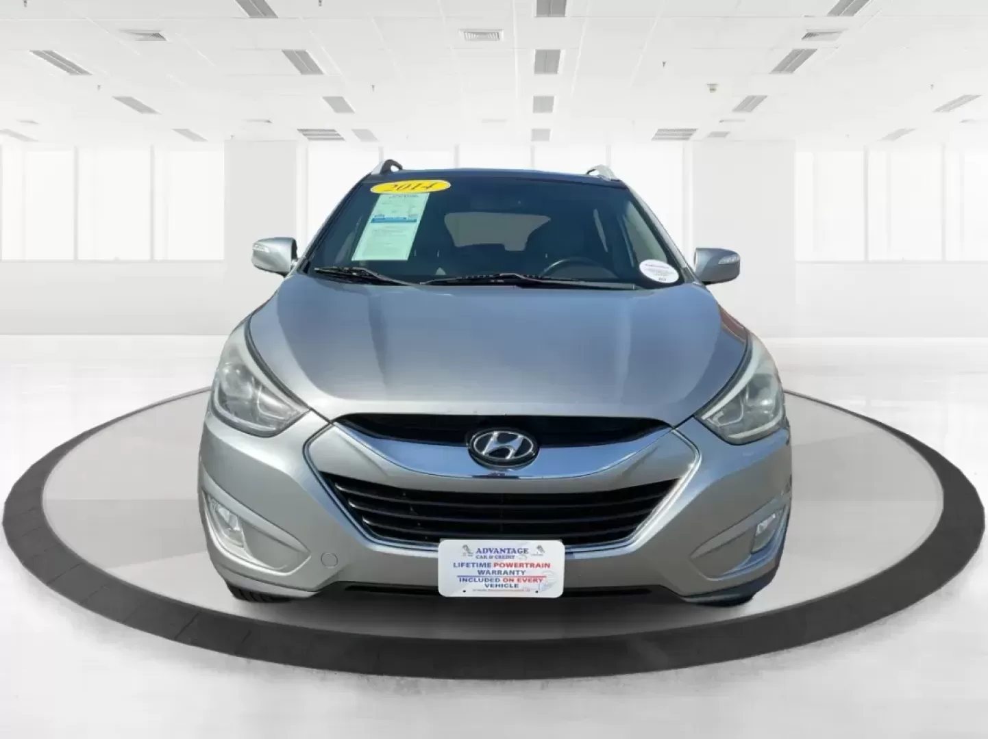 2014 Hyundai Tucson Limited (KM8JUCAG9EU) with an Theta II 2.4L I-4 gasoline direct injection engine, located at 8750 N County Rd 25A, Piqua, OH, 45356, (937) 908-9800, 40.164391, -84.232513 - Photo#6