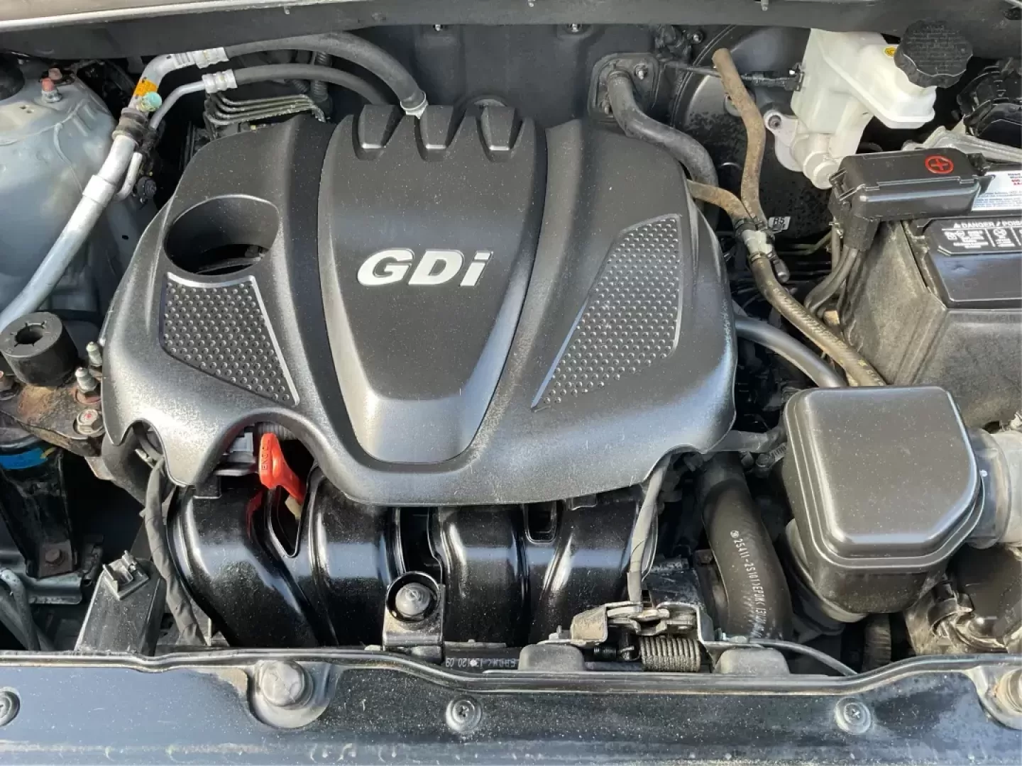 2014 Hyundai Tucson Limited (KM8JUCAG9EU) with an Theta II 2.4L I-4 gasoline direct injection engine, located at 8750 N County Rd 25A, Piqua, OH, 45356, (937) 908-9800, 40.164391, -84.232513 - Photo#10