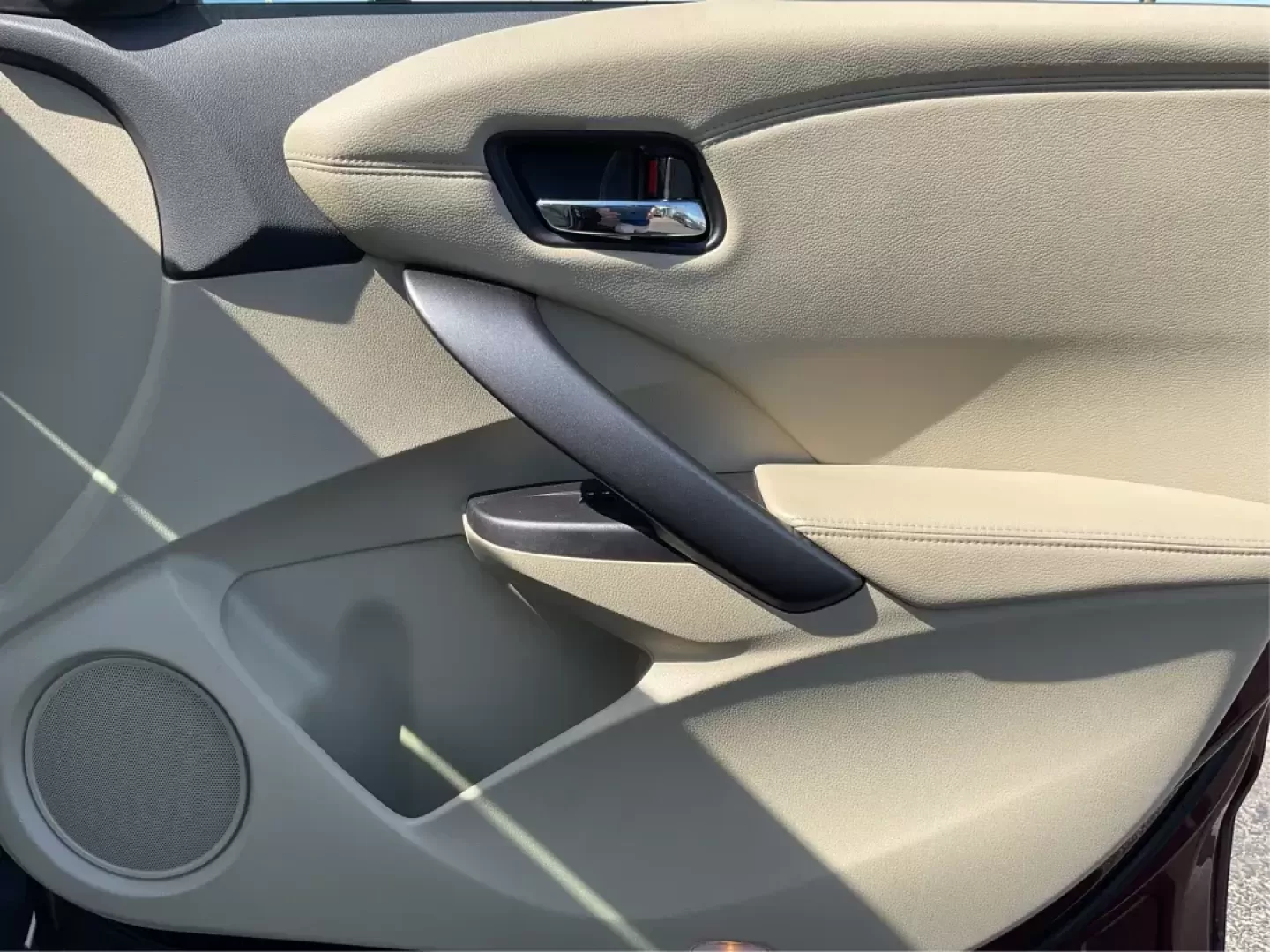 2014 Acura RDX Base (5J8TB4H3XEL) with an Other engine, located at 8750 N County Rd 25A, Piqua, OH, 45356, (937) 908-9800, 40.164391, -84.232513 - 2014 Acura RDX Base - Photo#17