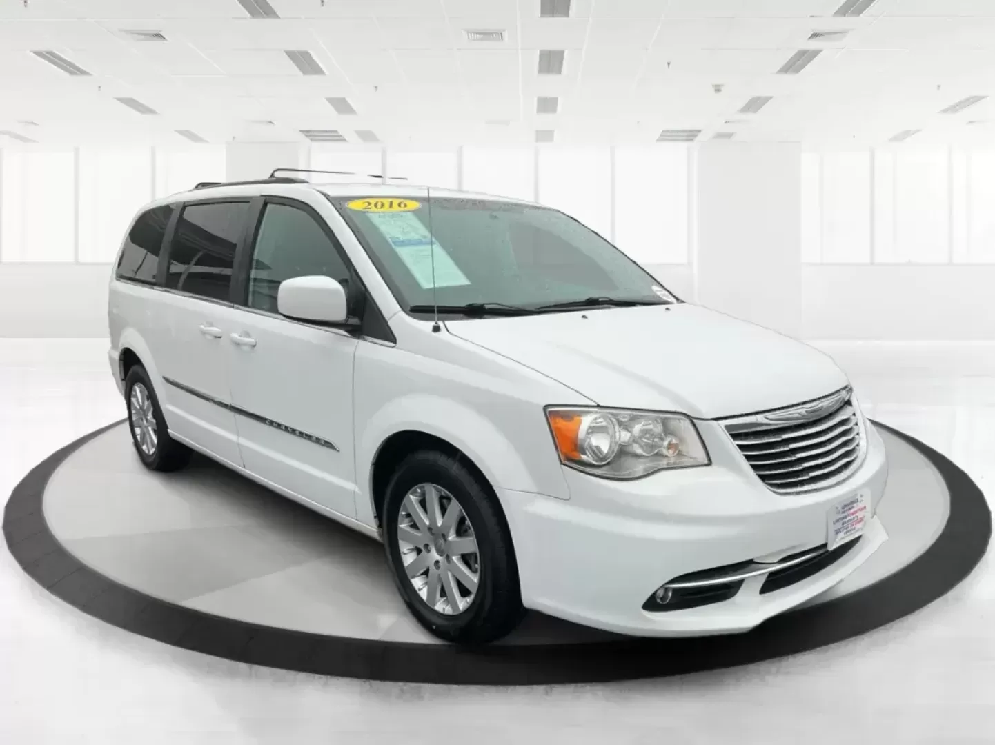 2016 Chrysler Town and Country Touring (2C4RC1BG6GR) with an Pentastar 3.6L V-6 DOHC engine, located at 1951 S Dayton Lakeview Rd., New Carlisle, OH, 45344, (937) 908-9800, 39.890999, -84.050255 - 2016 Chrysler Town and Country Touring - Photo#0