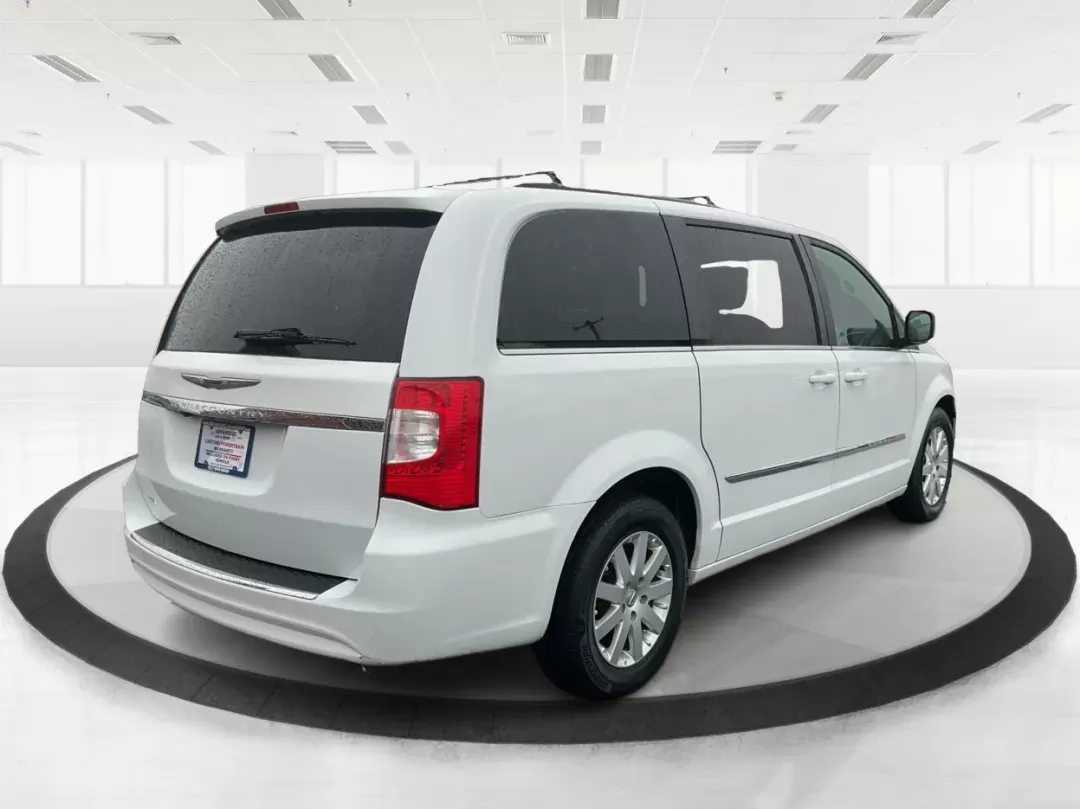 2016 Chrysler Town and Country Touring (2C4RC1BG6GR) with an Pentastar 3.6L V-6 DOHC engine, located at 1951 S Dayton Lakeview Rd., New Carlisle, OH, 45344, (937) 908-9800, 39.890999, -84.050255 - 2016 Chrysler Town and Country Touring - Photo#2
