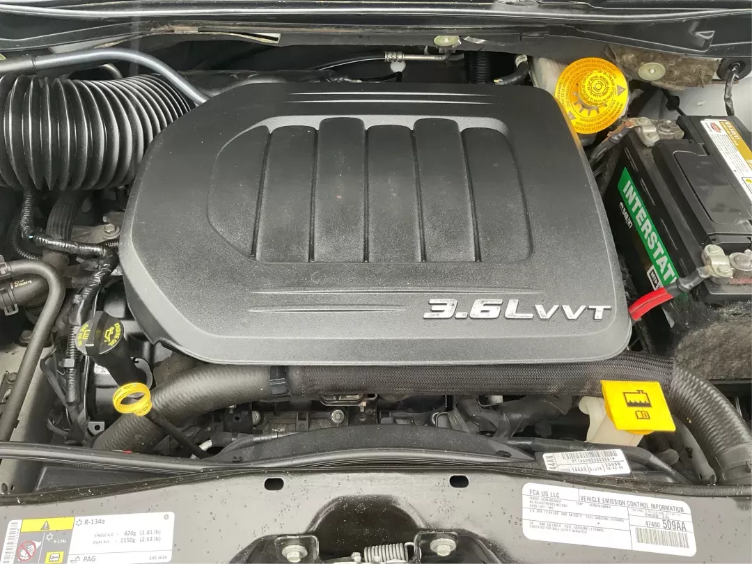 2016 Chrysler Town and Country Touring (2C4RC1BG6GR) with an Pentastar 3.6L V-6 DOHC engine, located at 1951 S Dayton Lakeview Rd., New Carlisle, OH, 45344, (937) 908-9800, 39.890999, -84.050255 - 2016 Chrysler Town and Country Touring - Photo#10