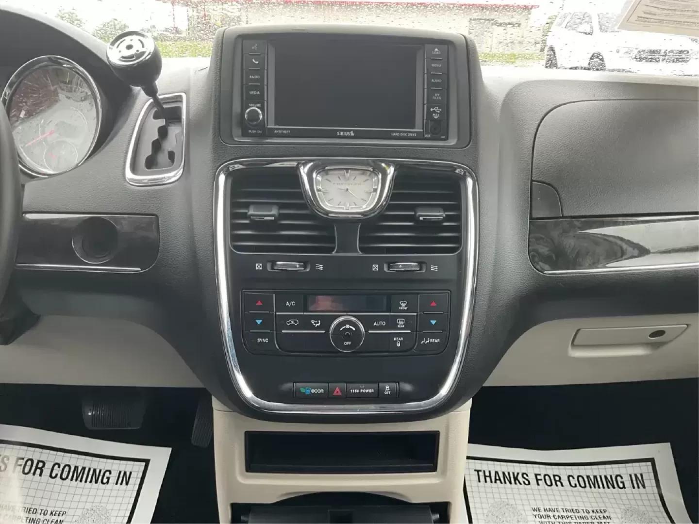 2016 Chrysler Town and Country Touring (2C4RC1BG6GR) with an Pentastar 3.6L V-6 DOHC engine, located at 1951 S Dayton Lakeview Rd., New Carlisle, OH, 45344, (937) 908-9800, 39.890999, -84.050255 - 2016 Chrysler Town and Country Touring - Photo#12