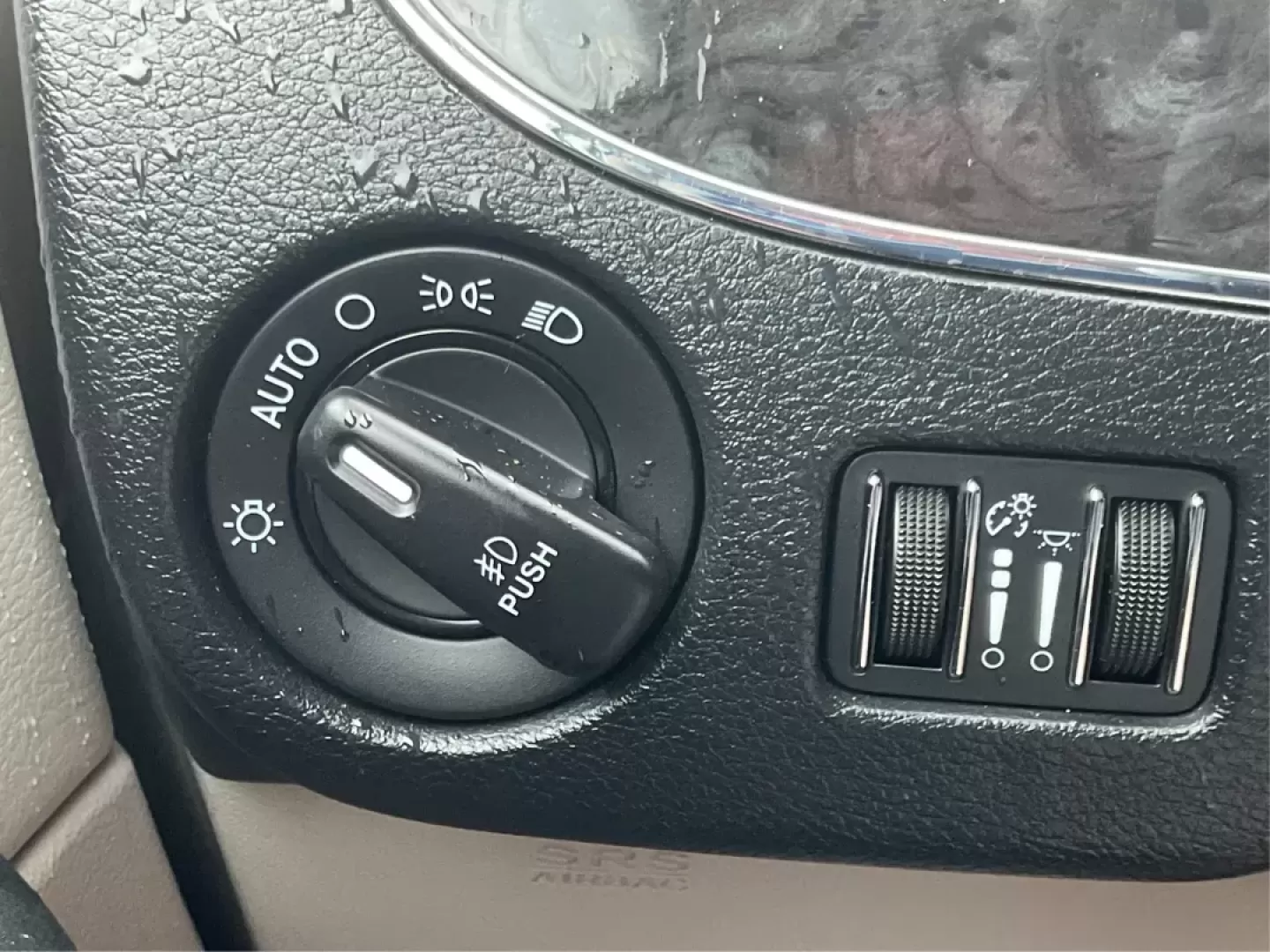 2016 Chrysler Town and Country Touring (2C4RC1BG6GR) with an Pentastar 3.6L V-6 DOHC engine, located at 1951 S Dayton Lakeview Rd., New Carlisle, OH, 45344, (937) 908-9800, 39.890999, -84.050255 - 2016 Chrysler Town and Country Touring - Photo#16