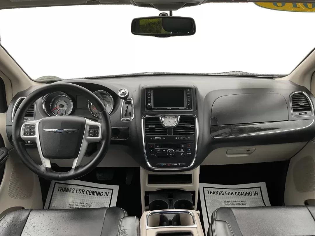 2016 Chrysler Town and Country Touring (2C4RC1BG6GR) with an Pentastar 3.6L V-6 DOHC engine, located at 1951 S Dayton Lakeview Rd., New Carlisle, OH, 45344, (937) 908-9800, 39.890999, -84.050255 - 2016 Chrysler Town and Country Touring - Photo#20