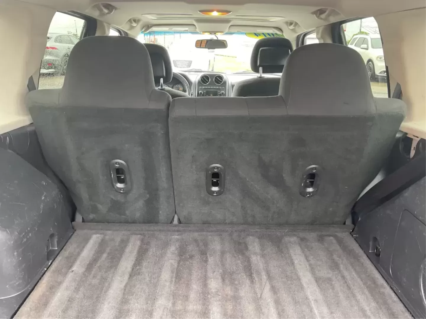 2014 Jeep Patriot Latitude (1C4NJRFB4ED) with an 2.4L I-4 DOHC engine, located at 1230 East Main St, Xenia, OH, 45385, (937) 908-9800, 39.688026, -83.910172 - Photo#11
