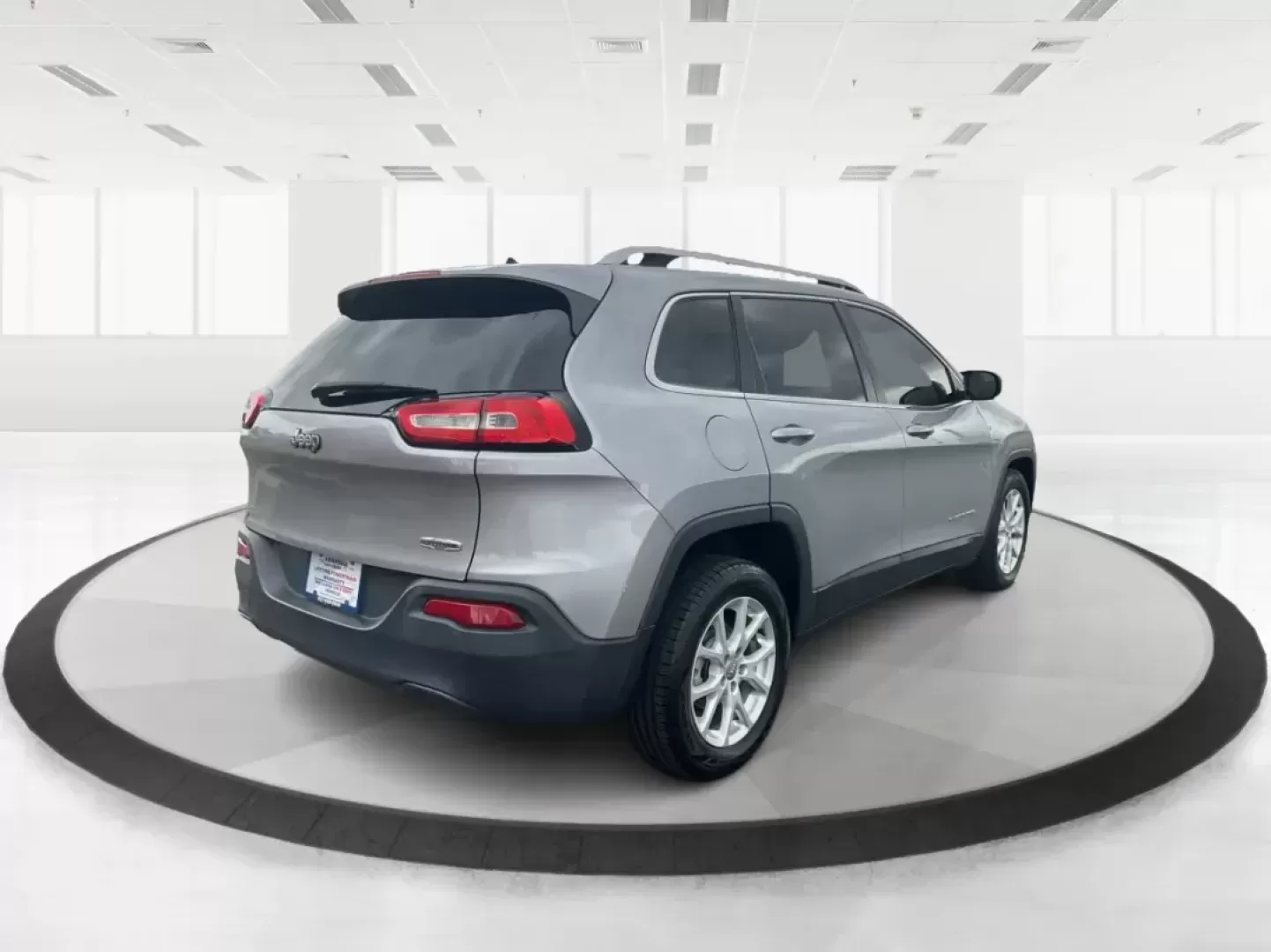 2014 Jeep Cherokee Latitude (1C4PJLCB4EW) with an Other engine, located at 1951 S Dayton Lakeview Rd., New Carlisle, OH, 45344, (937) 908-9800, 39.890999, -84.050255 - Photo#0
