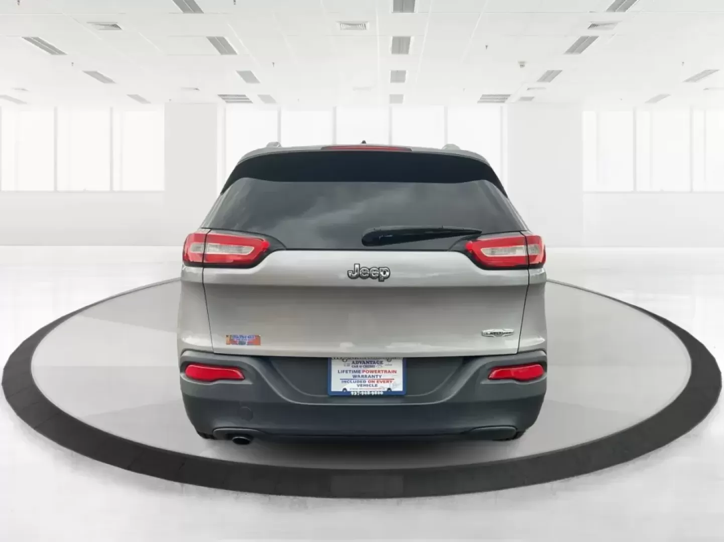 2014 Jeep Cherokee Latitude (1C4PJLCB4EW) with an Other engine, located at 1951 S Dayton Lakeview Rd., New Carlisle, OH, 45344, (937) 908-9800, 39.890999, -84.050255 - Photo#1